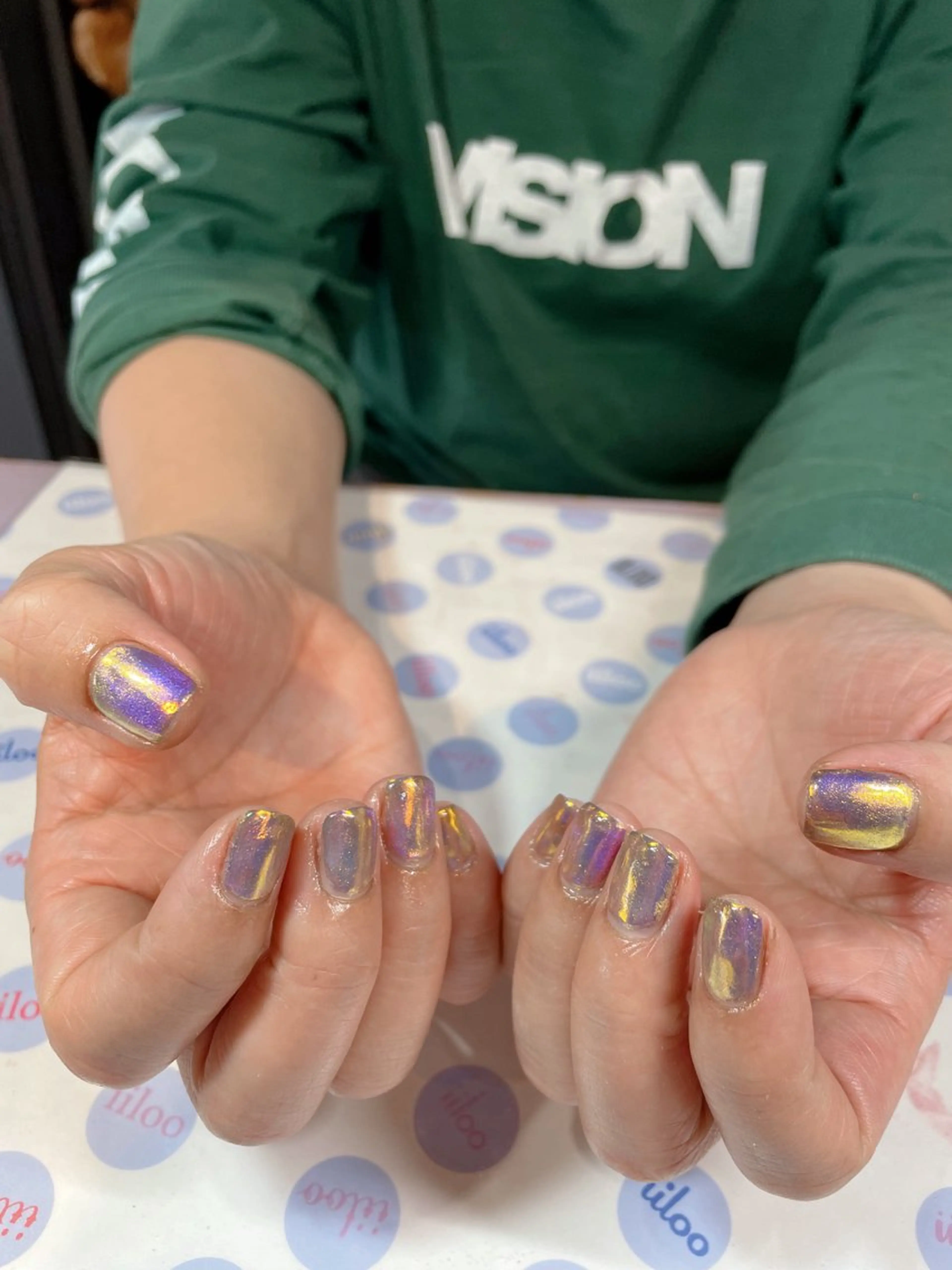 ネイル iiloo aromaworksのネイルデザイン