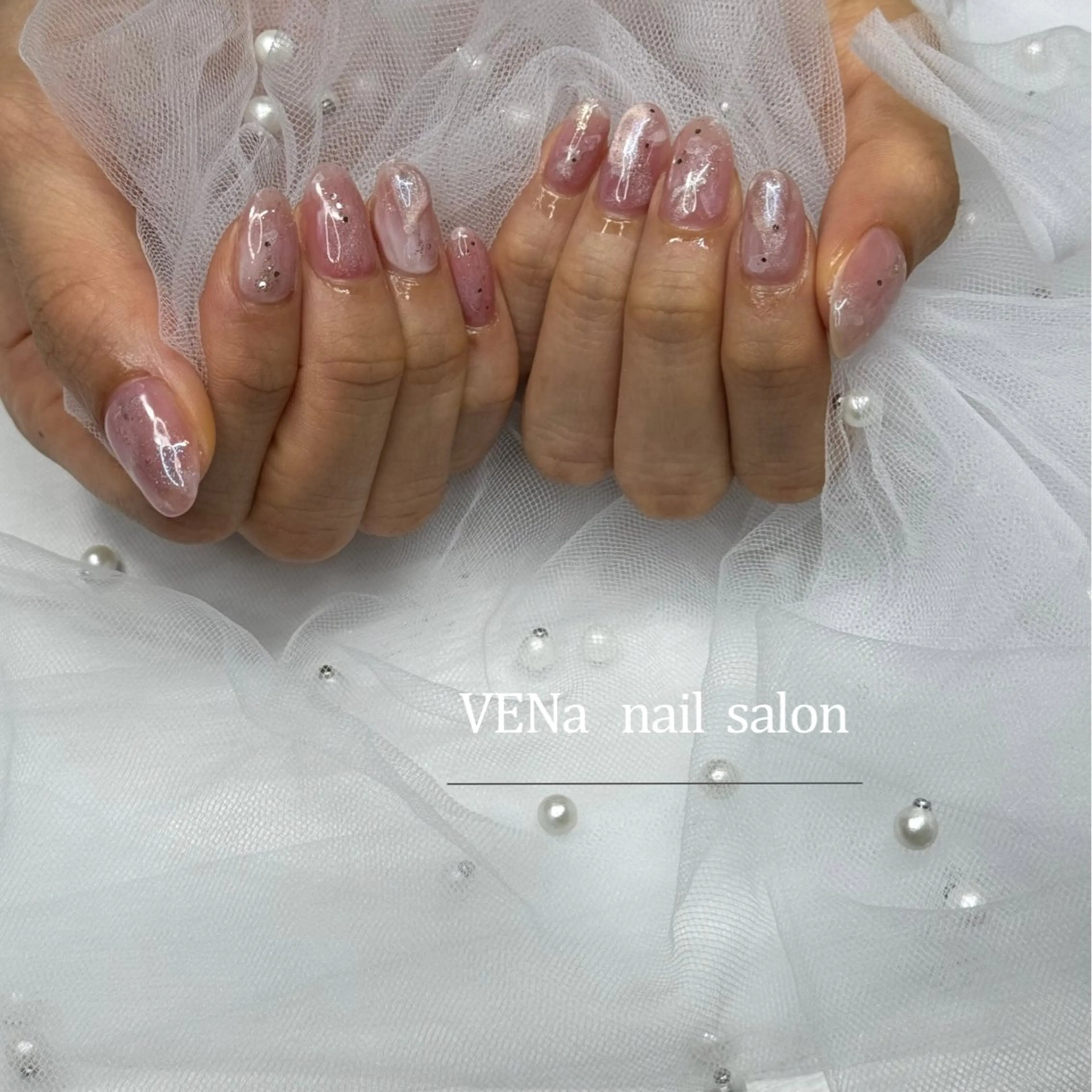 ネイル オーロラネイル フラッシュネイル フットネイル フレンチネイル 氷ネイル・うるうるネイル ハンドネイル VENa eye＆ nail salonのネイルデザイン