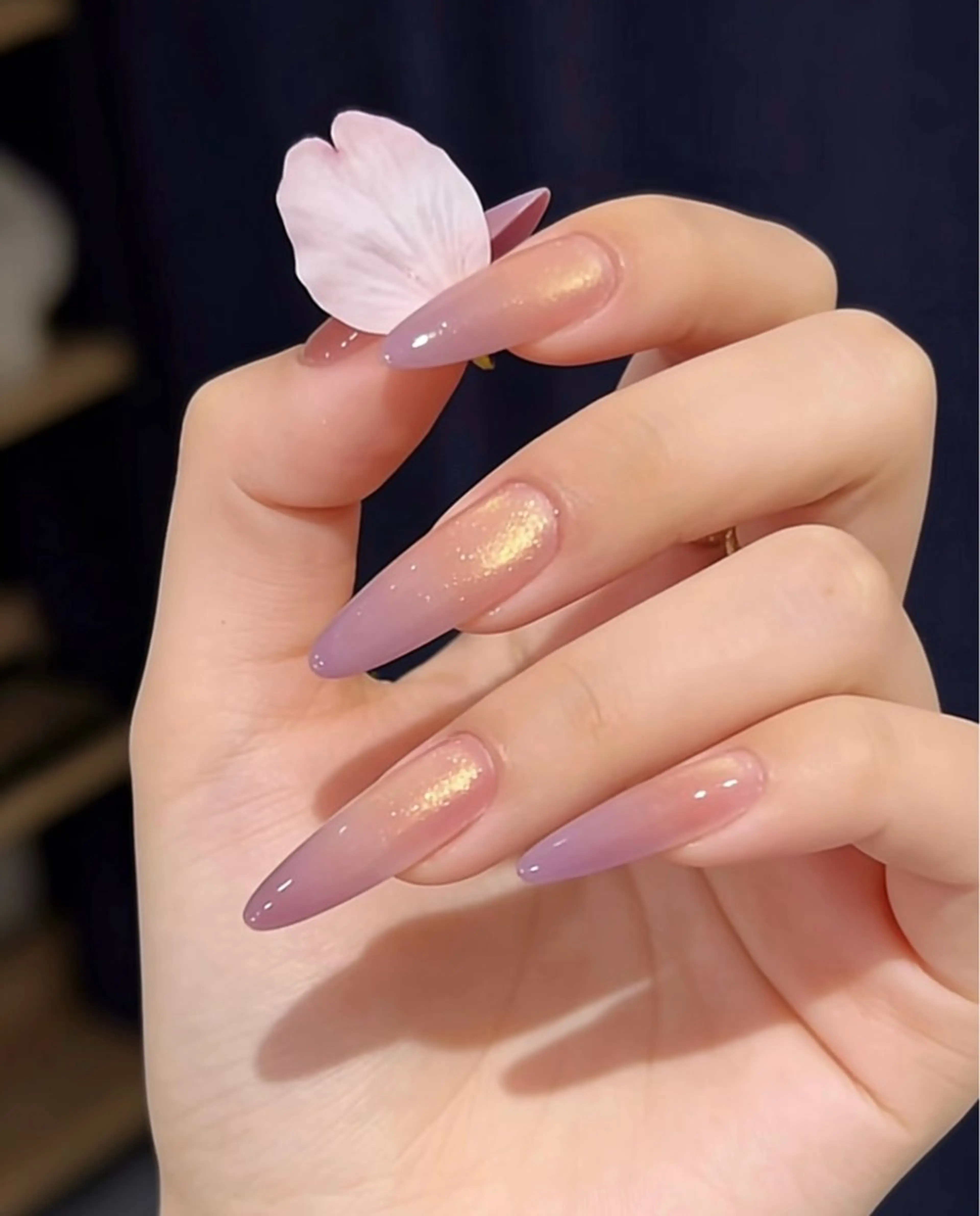 ネイル BEAUTY NAIL SALON所属・beautynail Emiのネイルデザイン