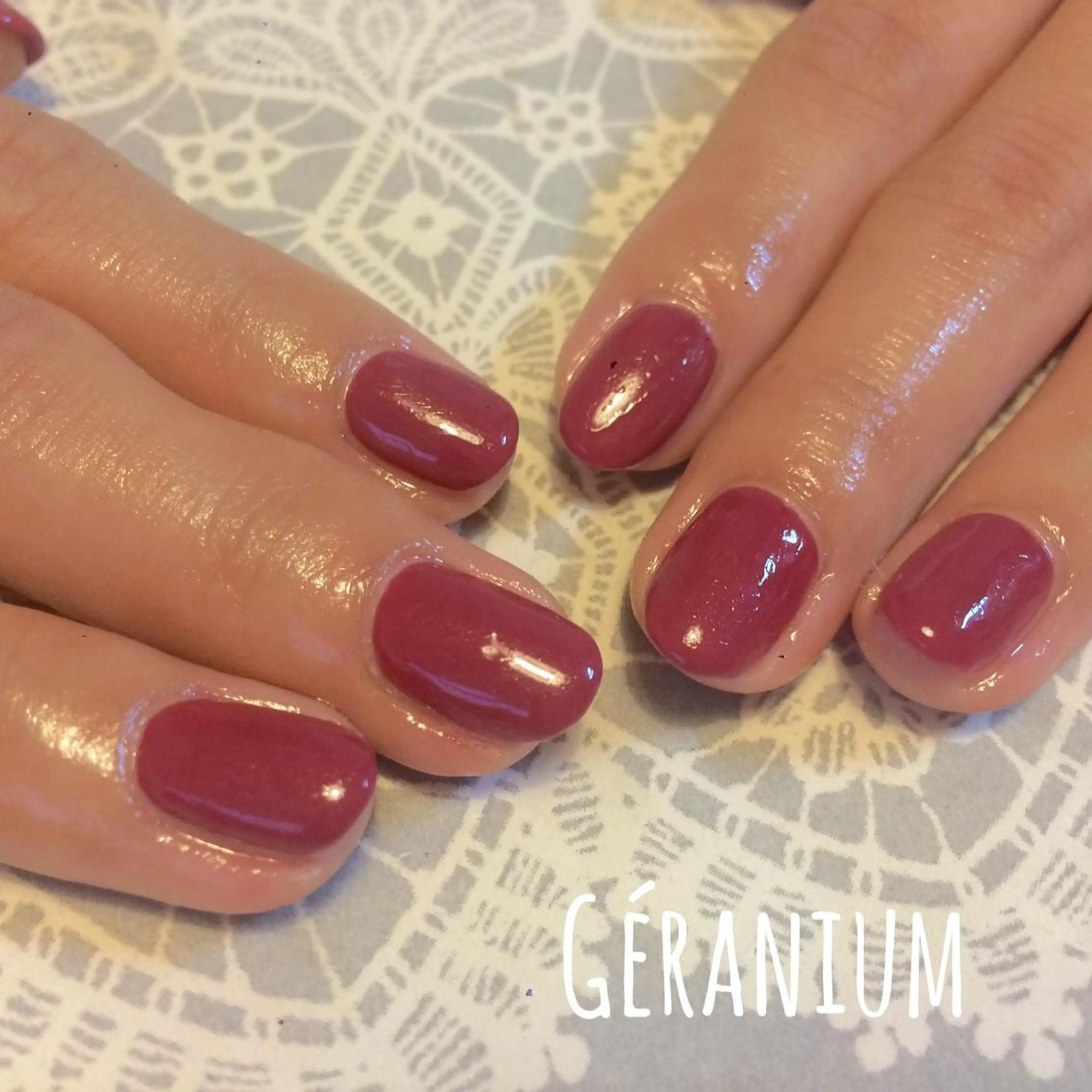 ネイル ワンカラーネイル GéRanium Harukaのネイルデザイン
