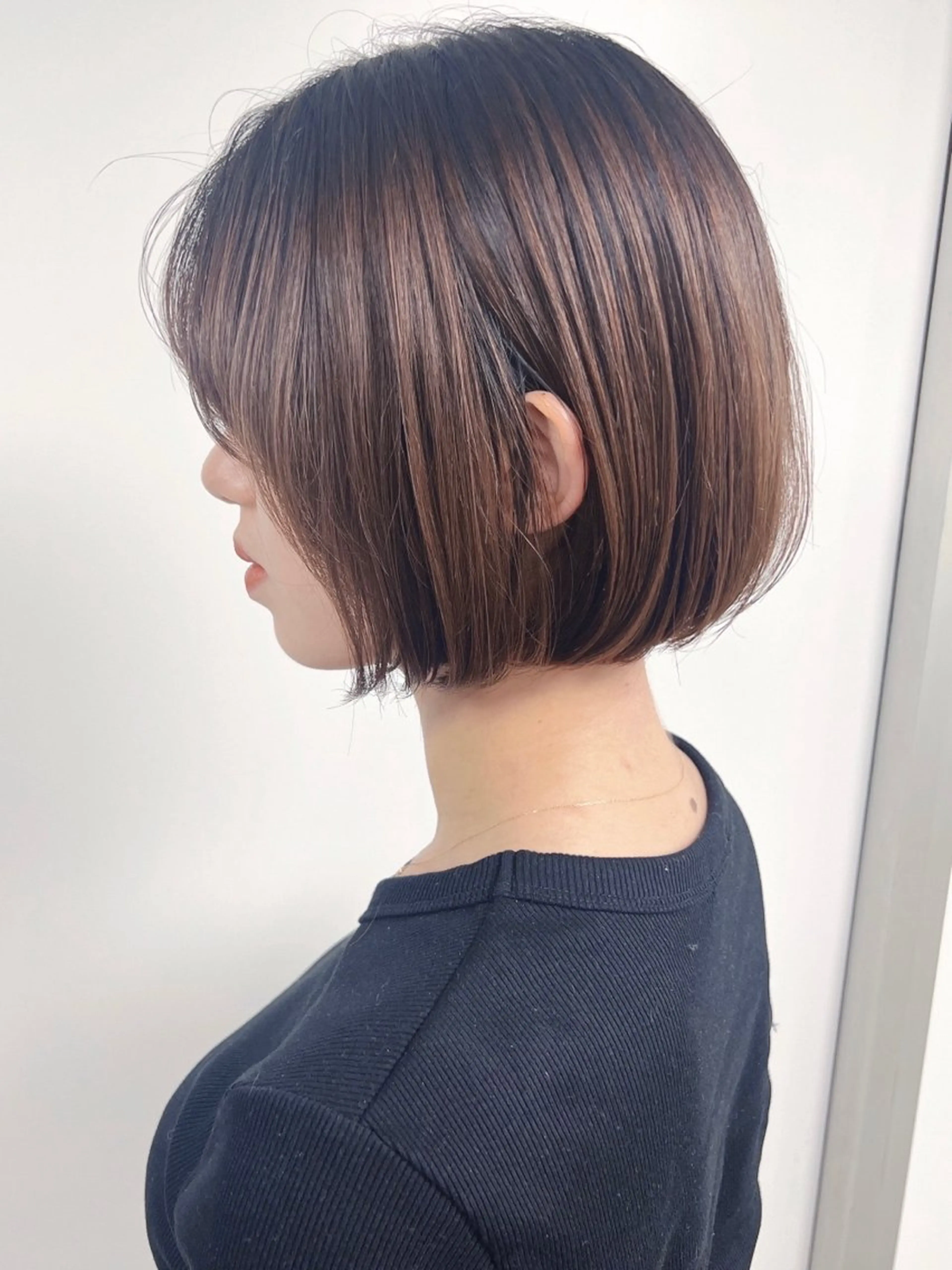 ショート 松岡彩華 ボブ /グレージュのヘアスタイル