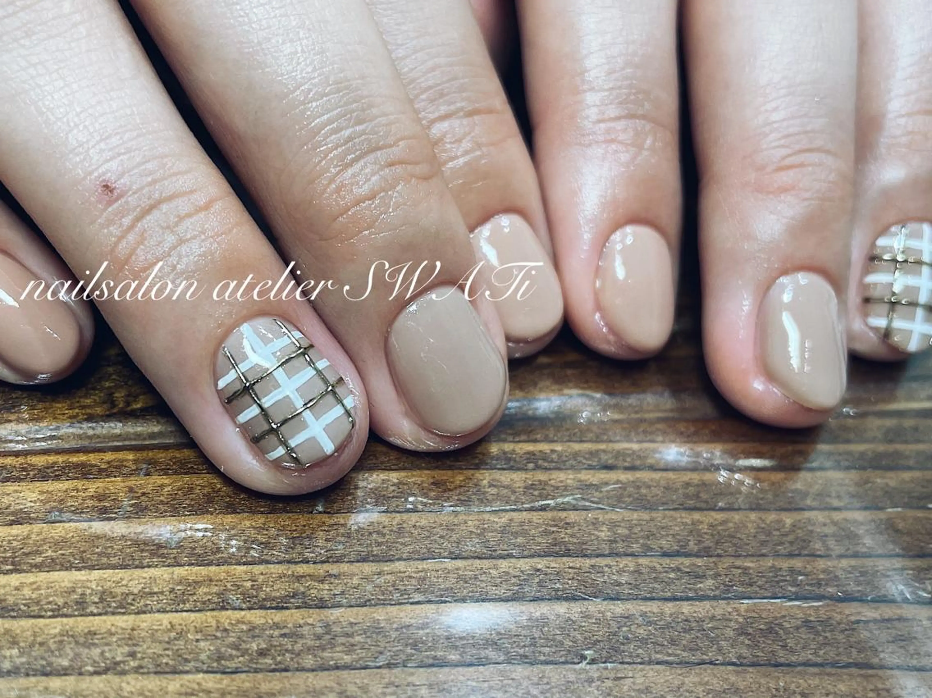 ネイル アートネイル 持ち込み ハンドネイル nailsalon SWATiのネイルデザイン