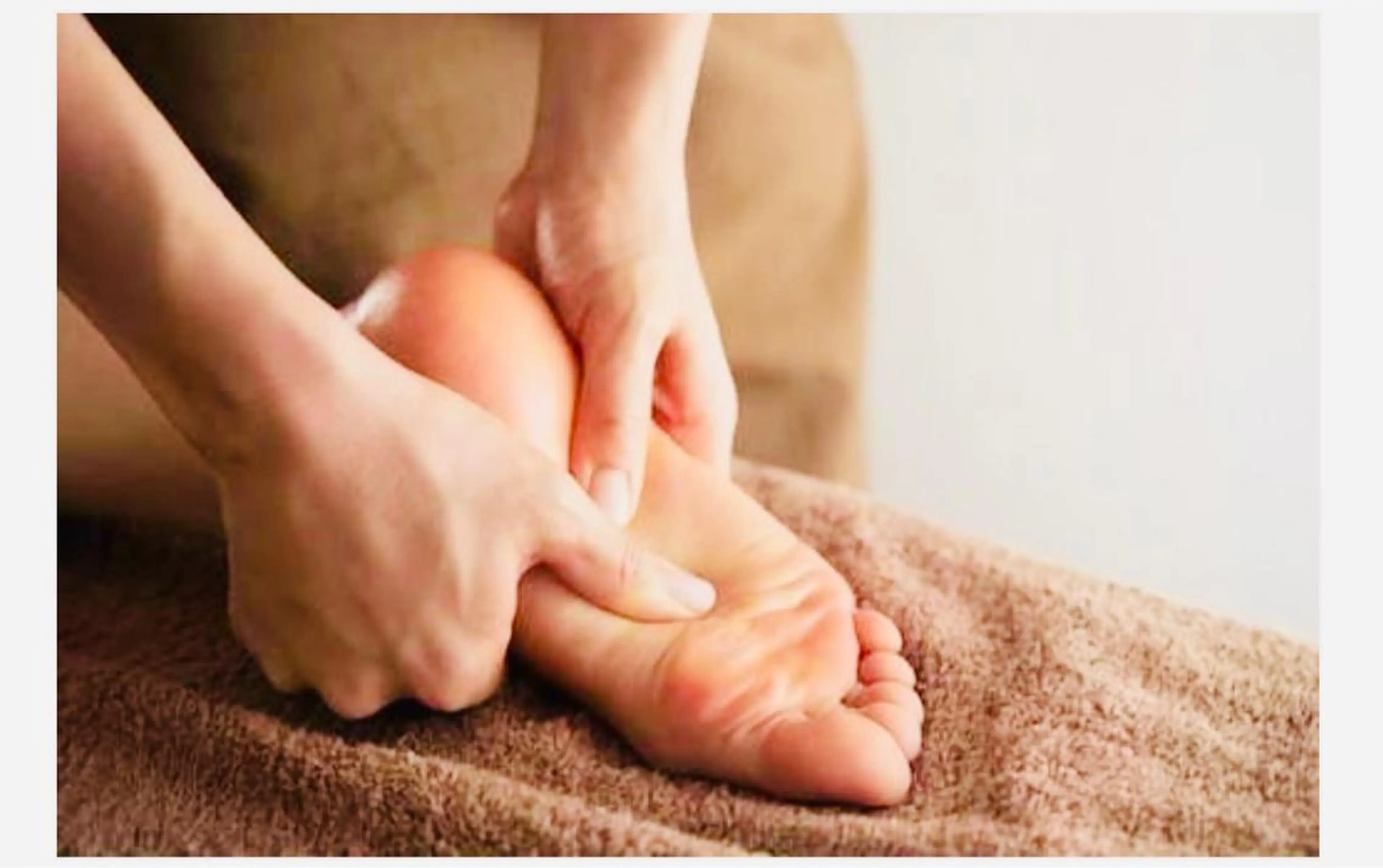 35歳からの エイジングケアサロンのエステ・リラクイメージ