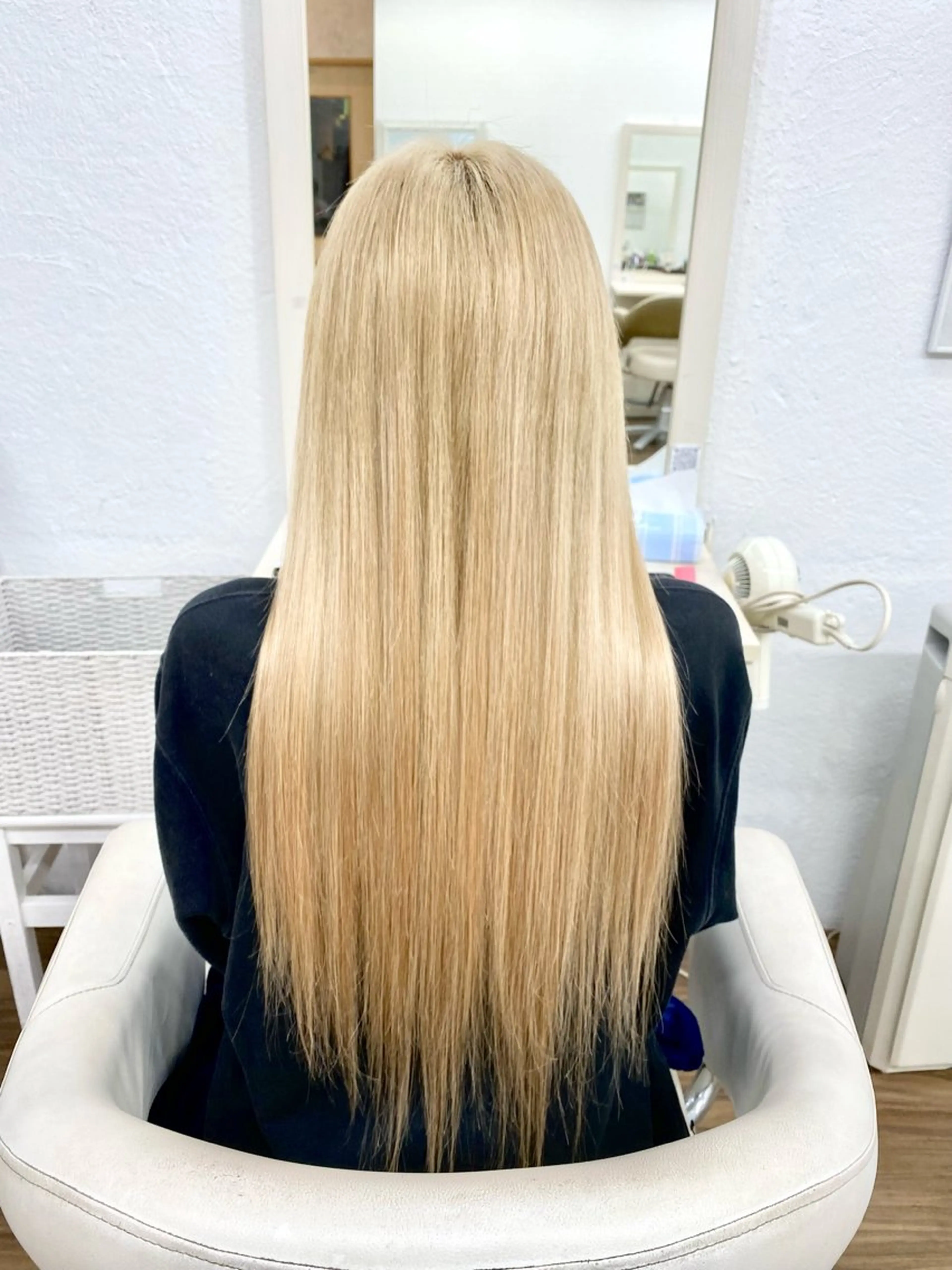 セミロング シールエクステ エクステ 髪質改善 GLOSS♡ ヤマガミコウジのヘアスタイル