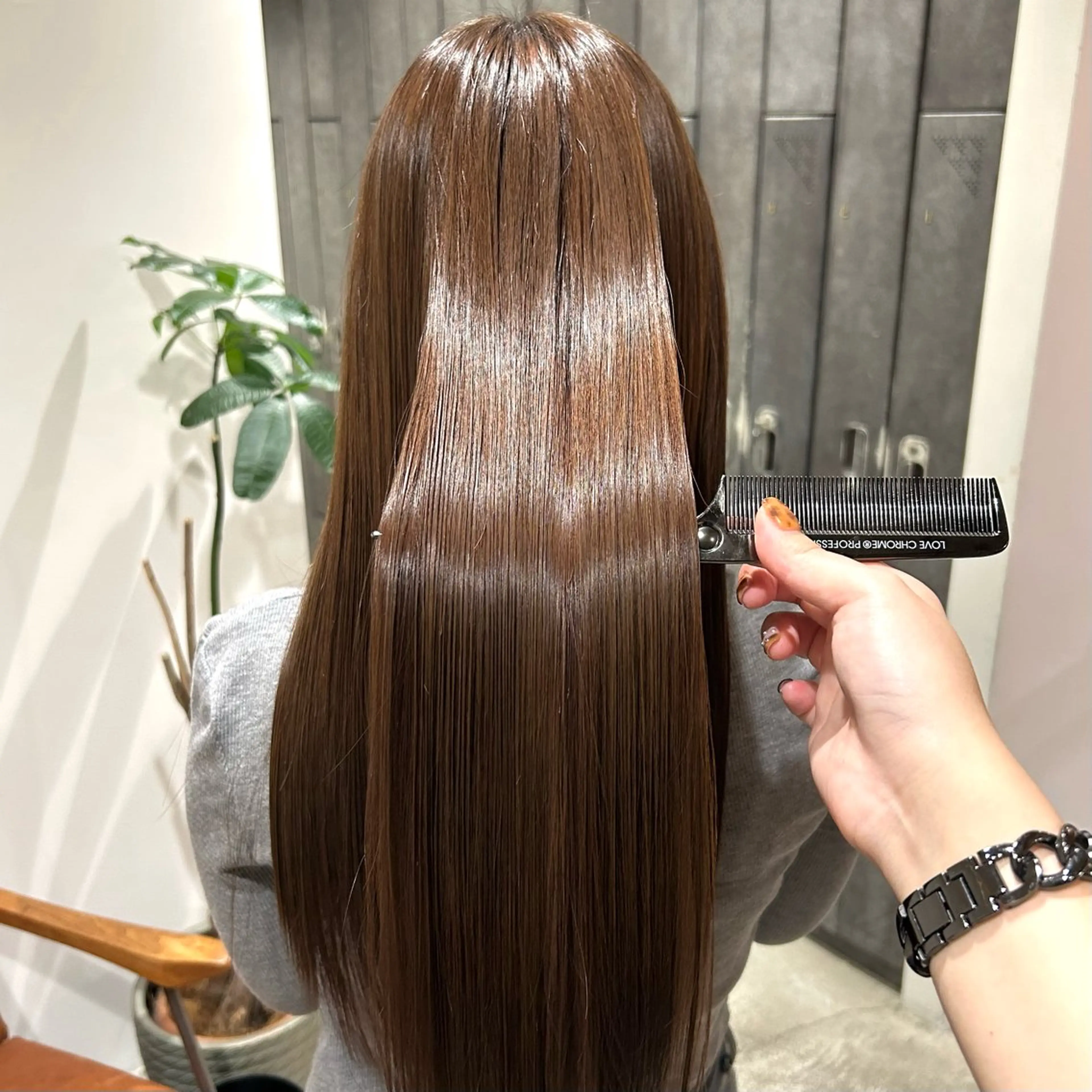 ロング トリートメント ボブレイヤー/ ブリーチ/miyuuのヘアスタイル