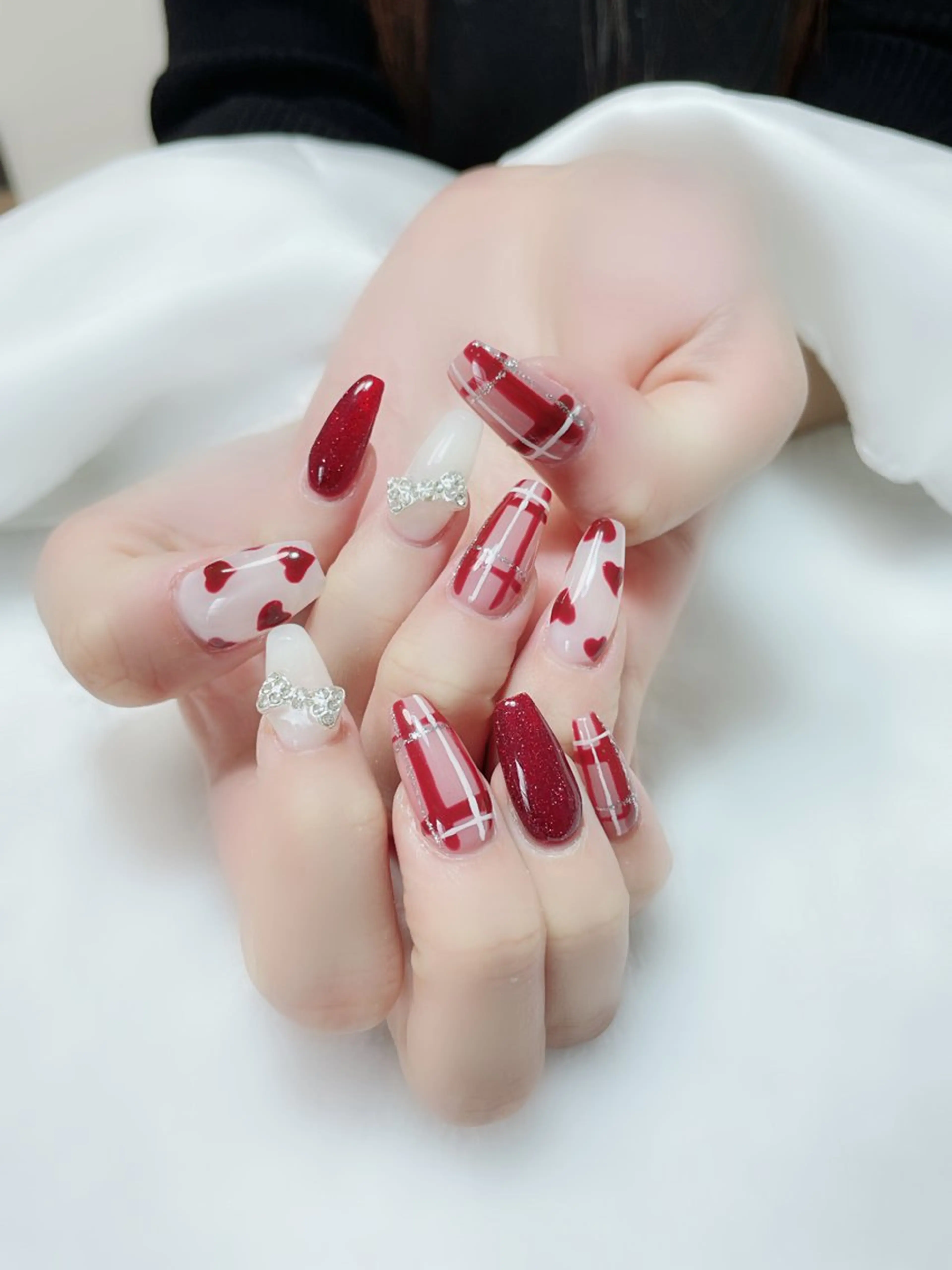 ネイル バレンタイン Amina nail salonのネイルデザイン