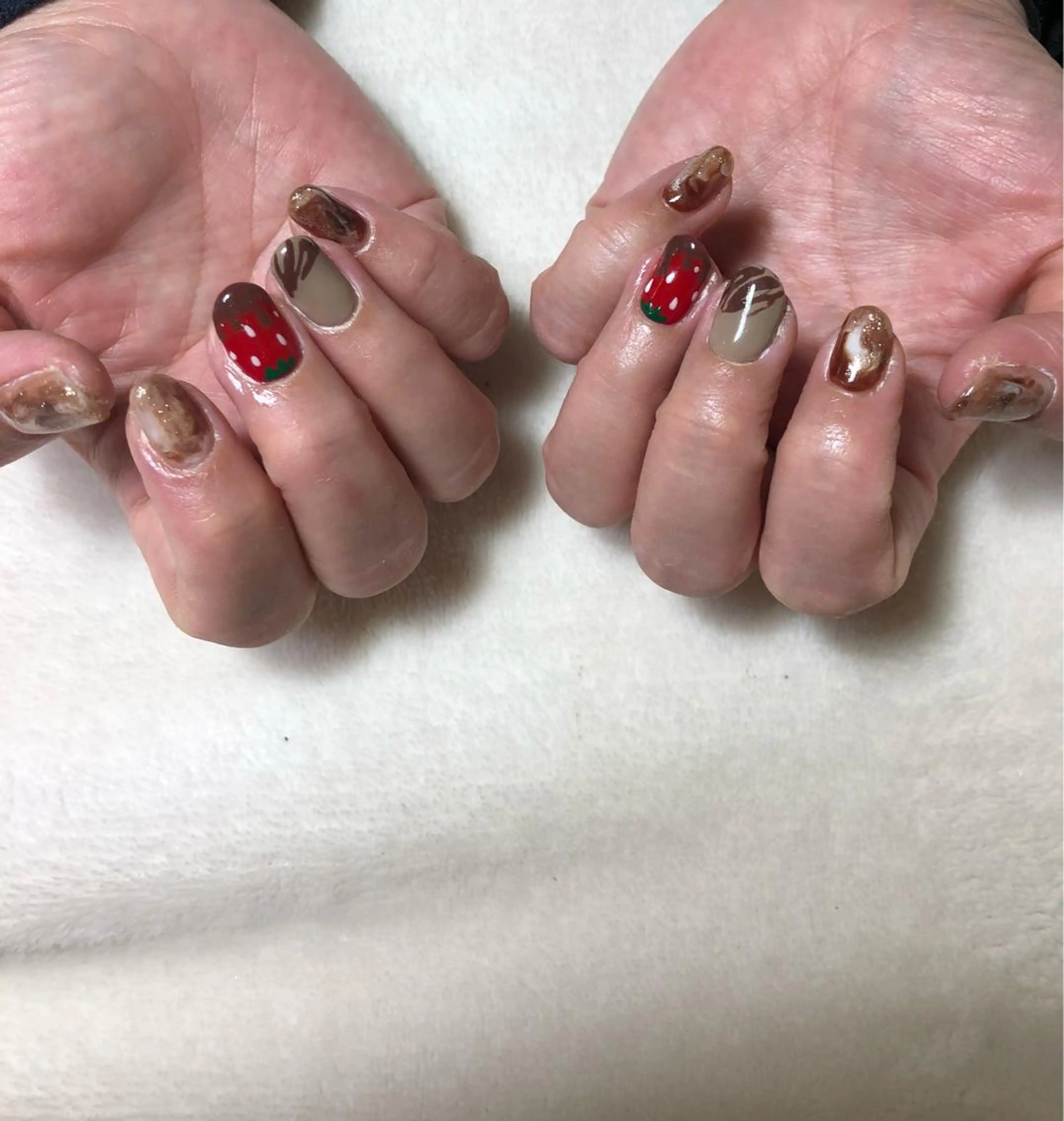 ネイル 持ち込み バレンタイン nails 🎀meのネイルデザイン