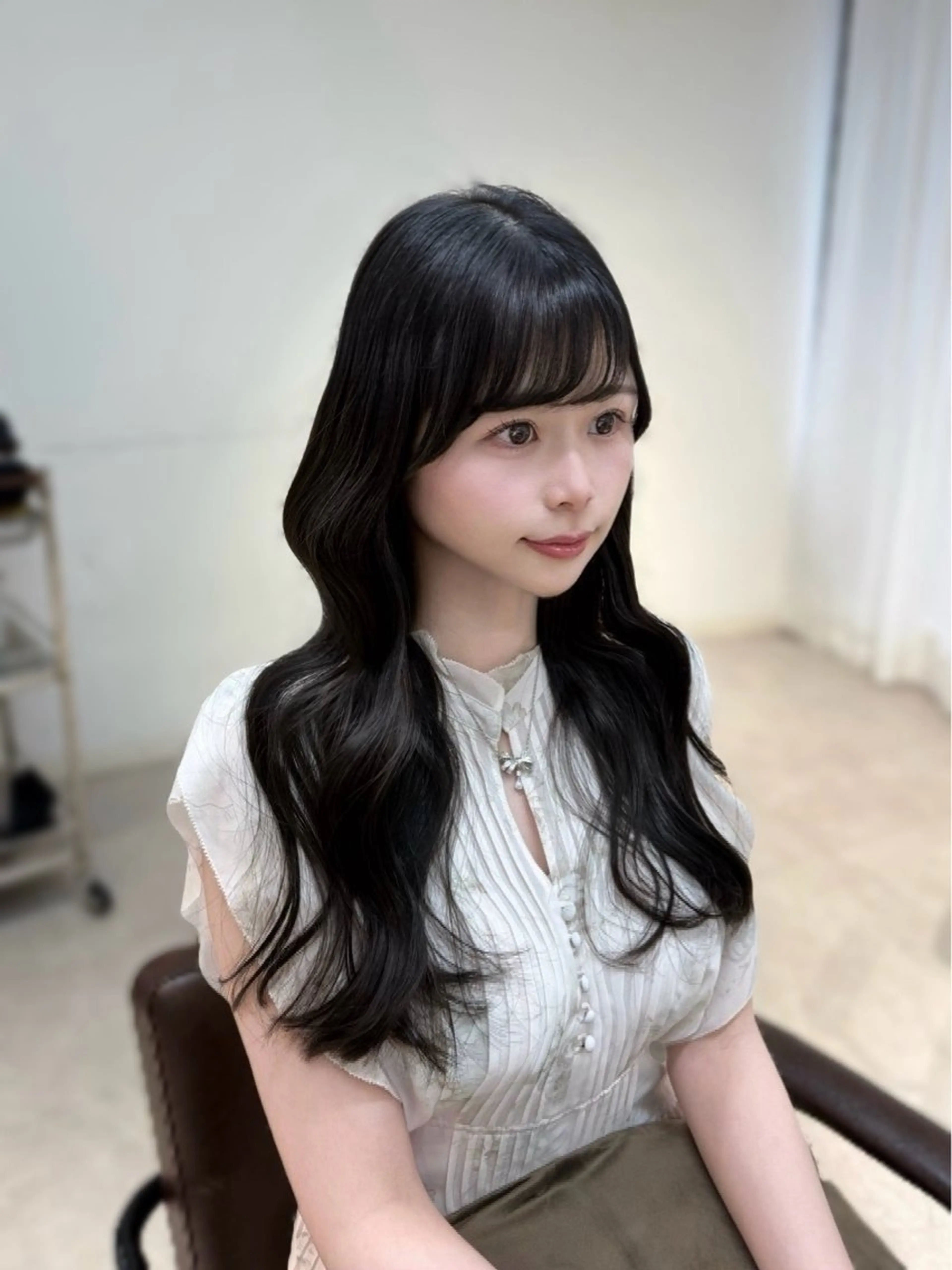 ロング カラー ヘアカラー 縮毛矯正 ninaアイドル前髪 ×透明感🎀のヘアスタイル