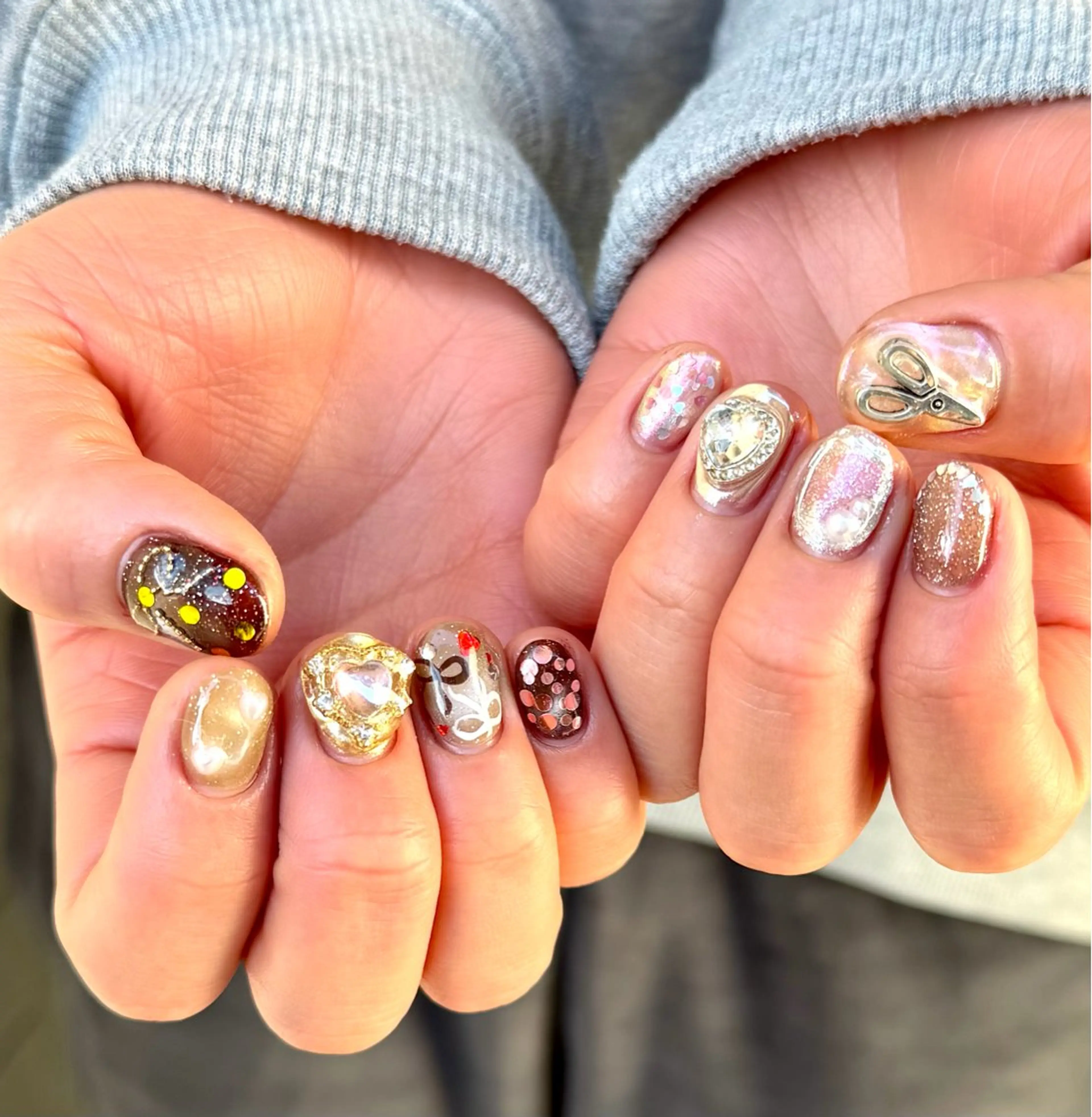 ネイル ハート リボン ハンドネイル HazeGrass NAILのネイルデザイン