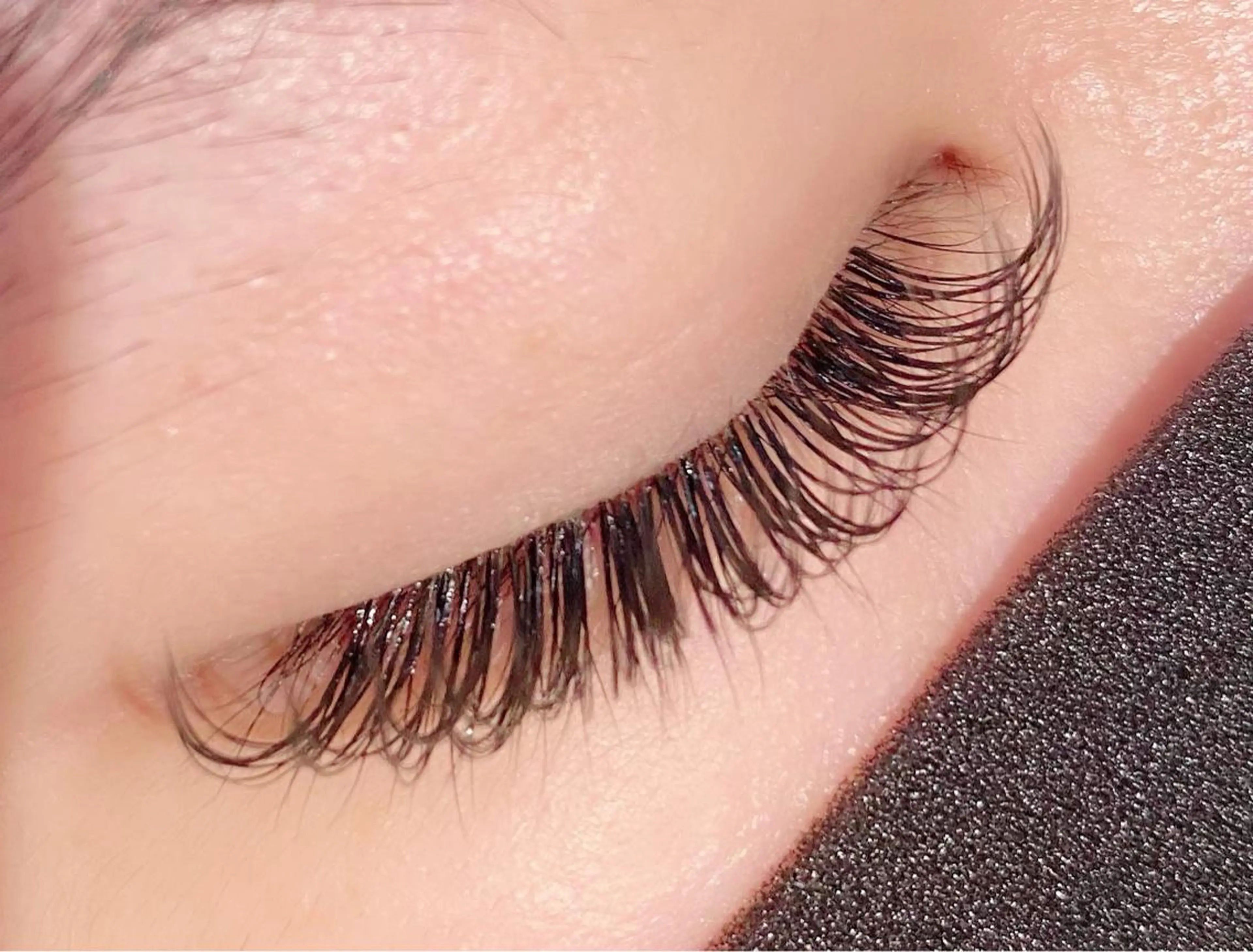 マツエク・マツパ ボリュームラッシュ アイデザイナー Key(ケイ)の眉毛・アイブロウイメージ