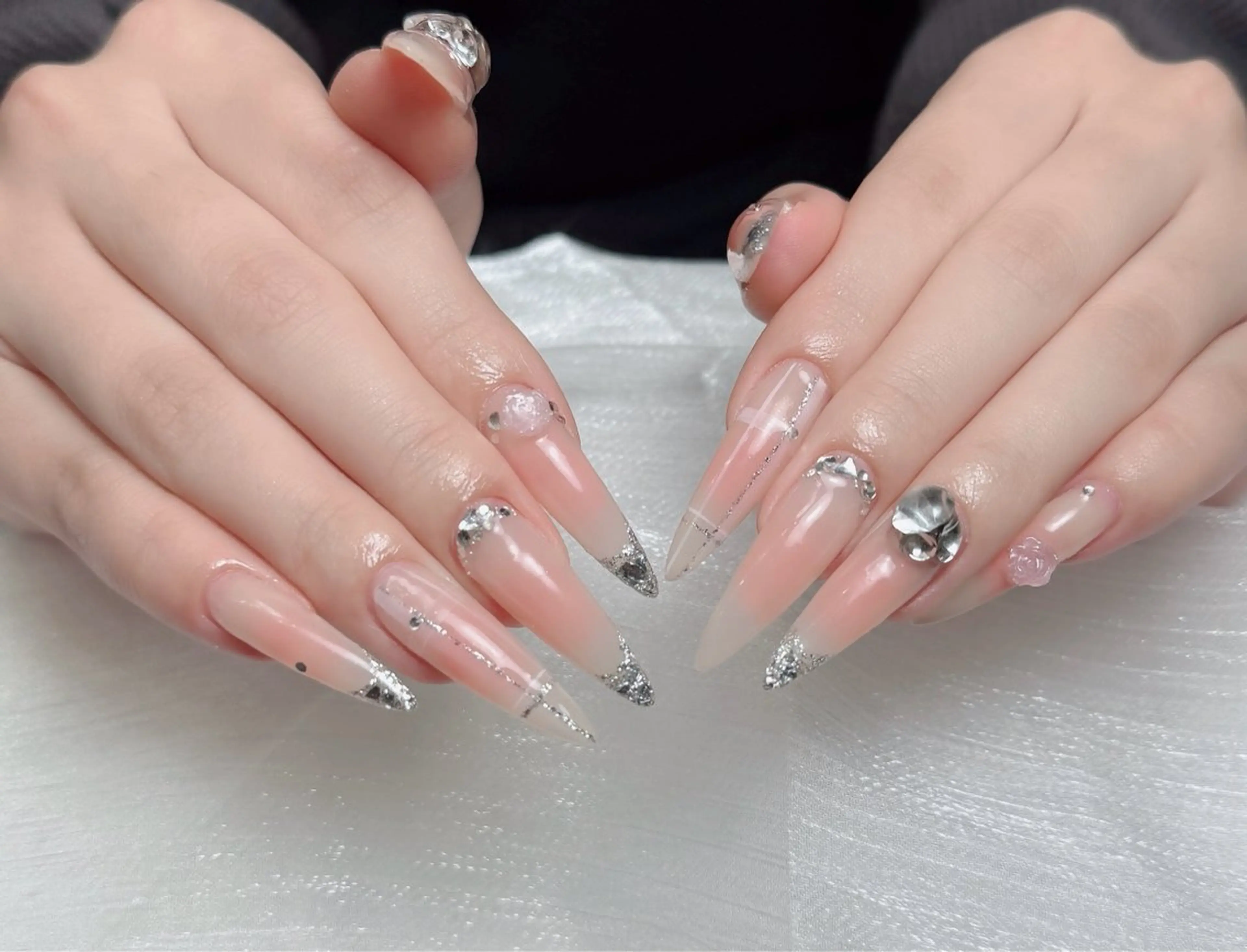 ネイル アートネイル 韓国ネイル 持ち込み ワンホンネイル ハンドネイル Lenie Nail Salonのネイルデザイン