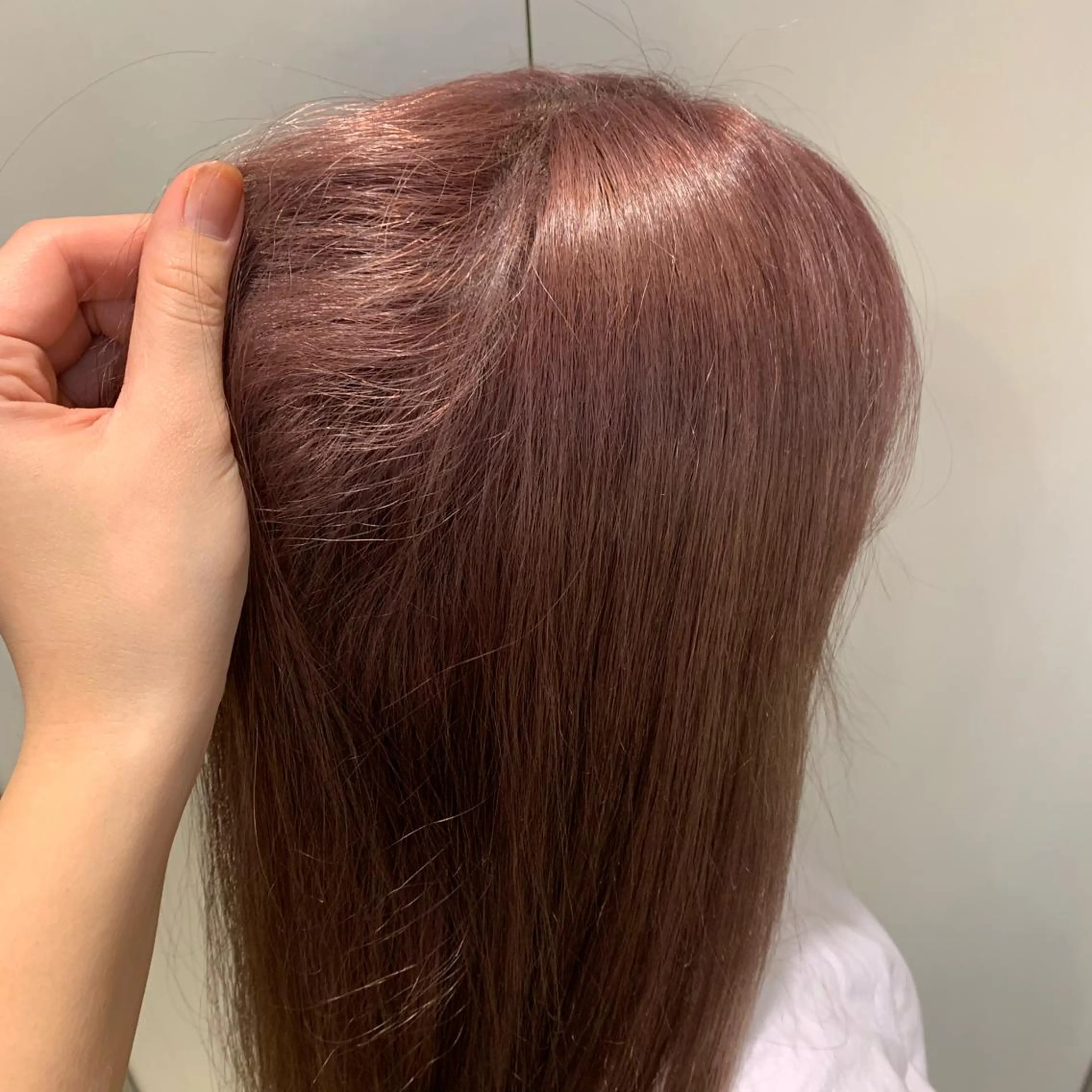 カラー 天野 利咲のヘアスタイル