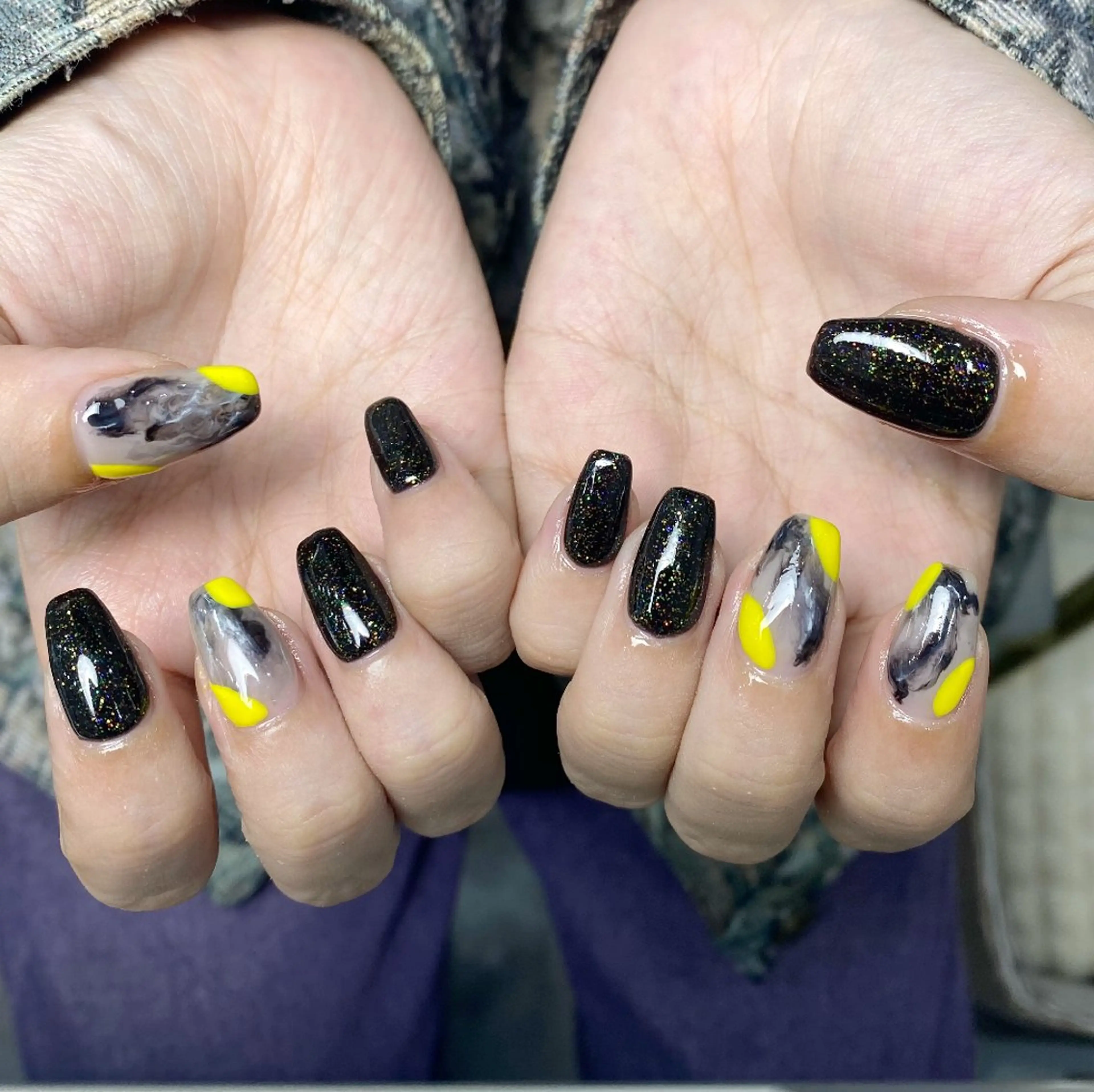 ネイル チークネイル 長さ出し フレンチネイル ジェルネイル ガラスフレンチ ハンドネイル UM Nail Salonのネイルデザイン