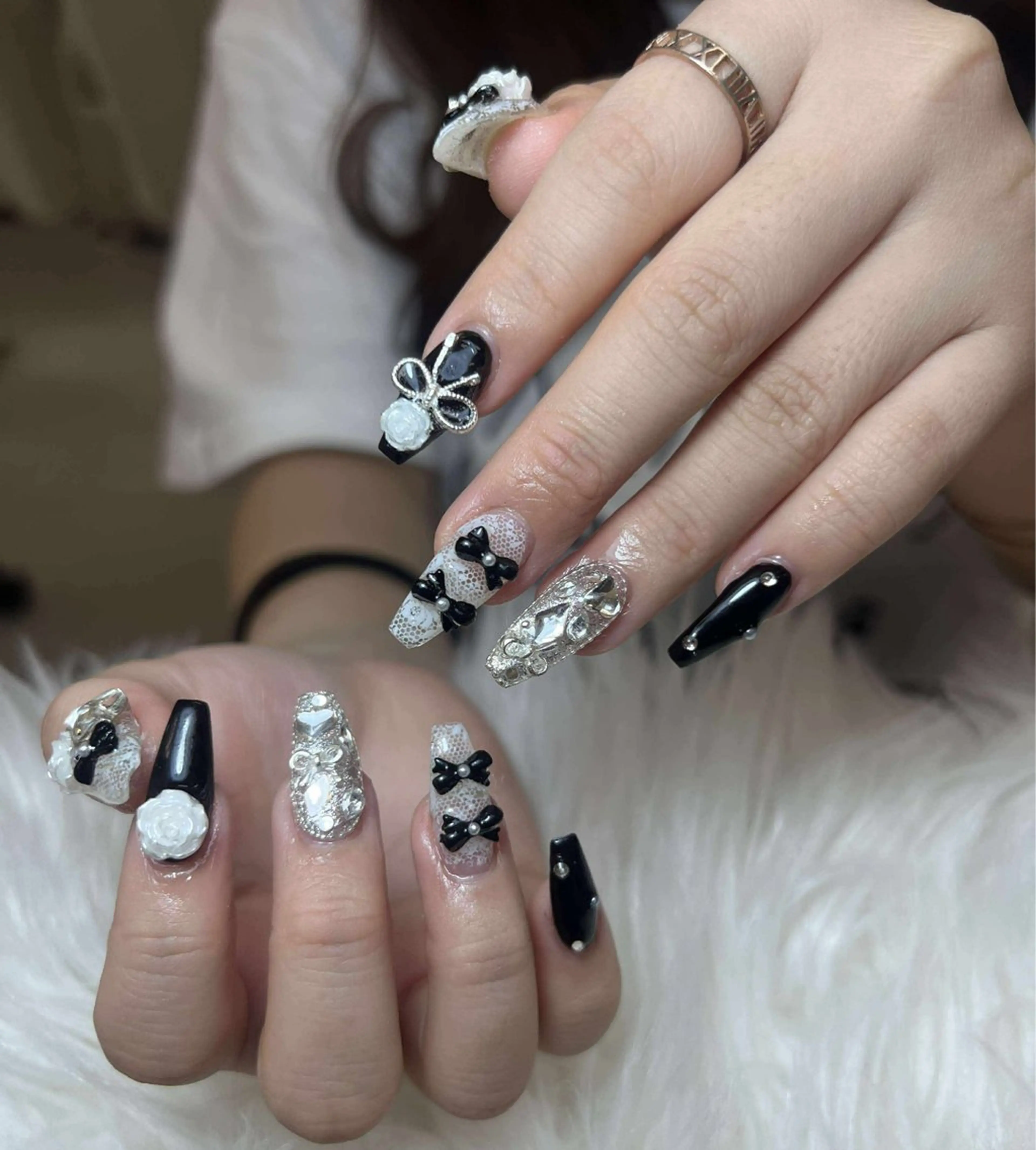 ネイル チークネイル 長さ出し フットネイル マグネットネイル 持ち込み ハンドネイル ANH NAIL ゴテゴテ専門店💎のネイルデザイン