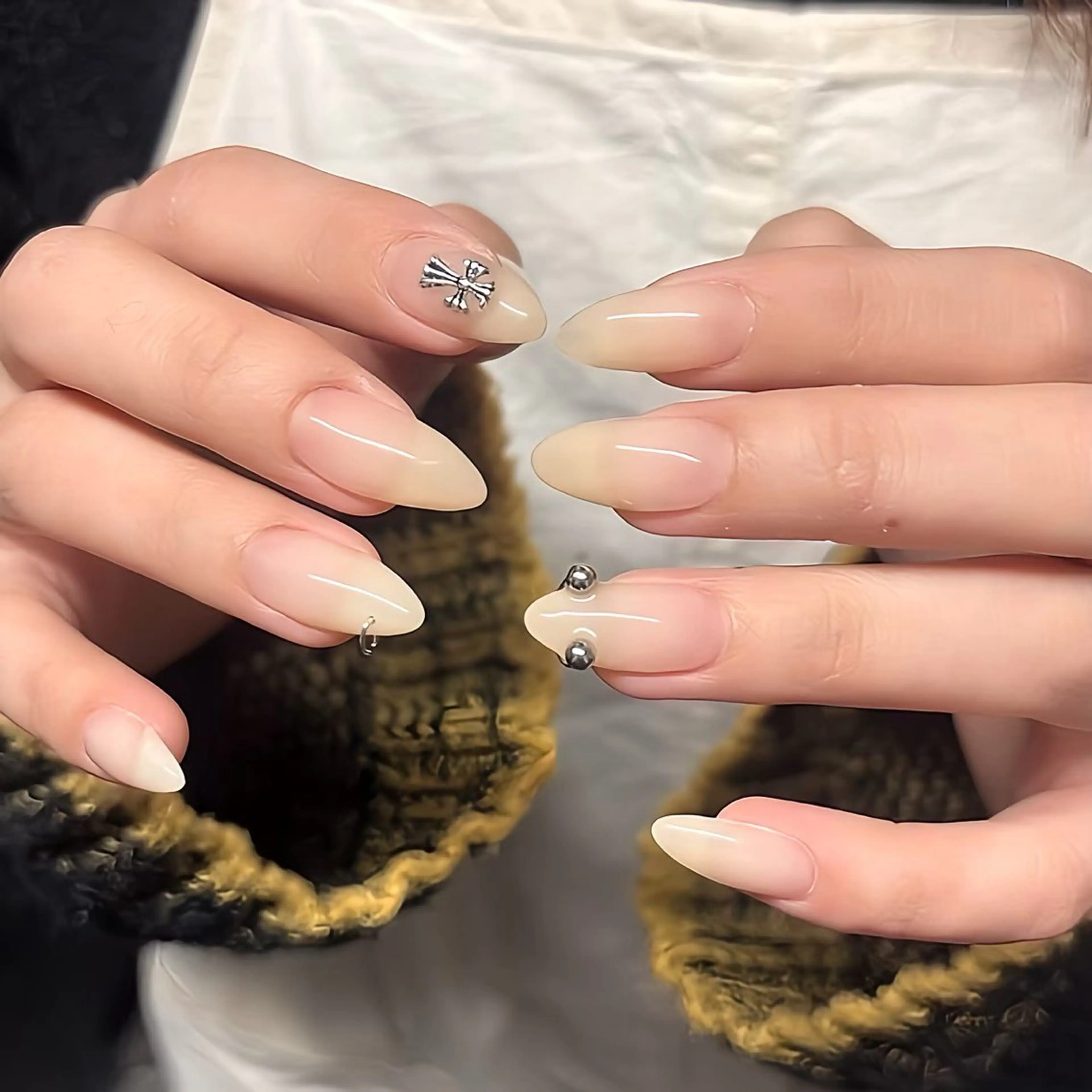 ネイル ジュエル.《ネイル》 モデル募集中のネイルデザイン