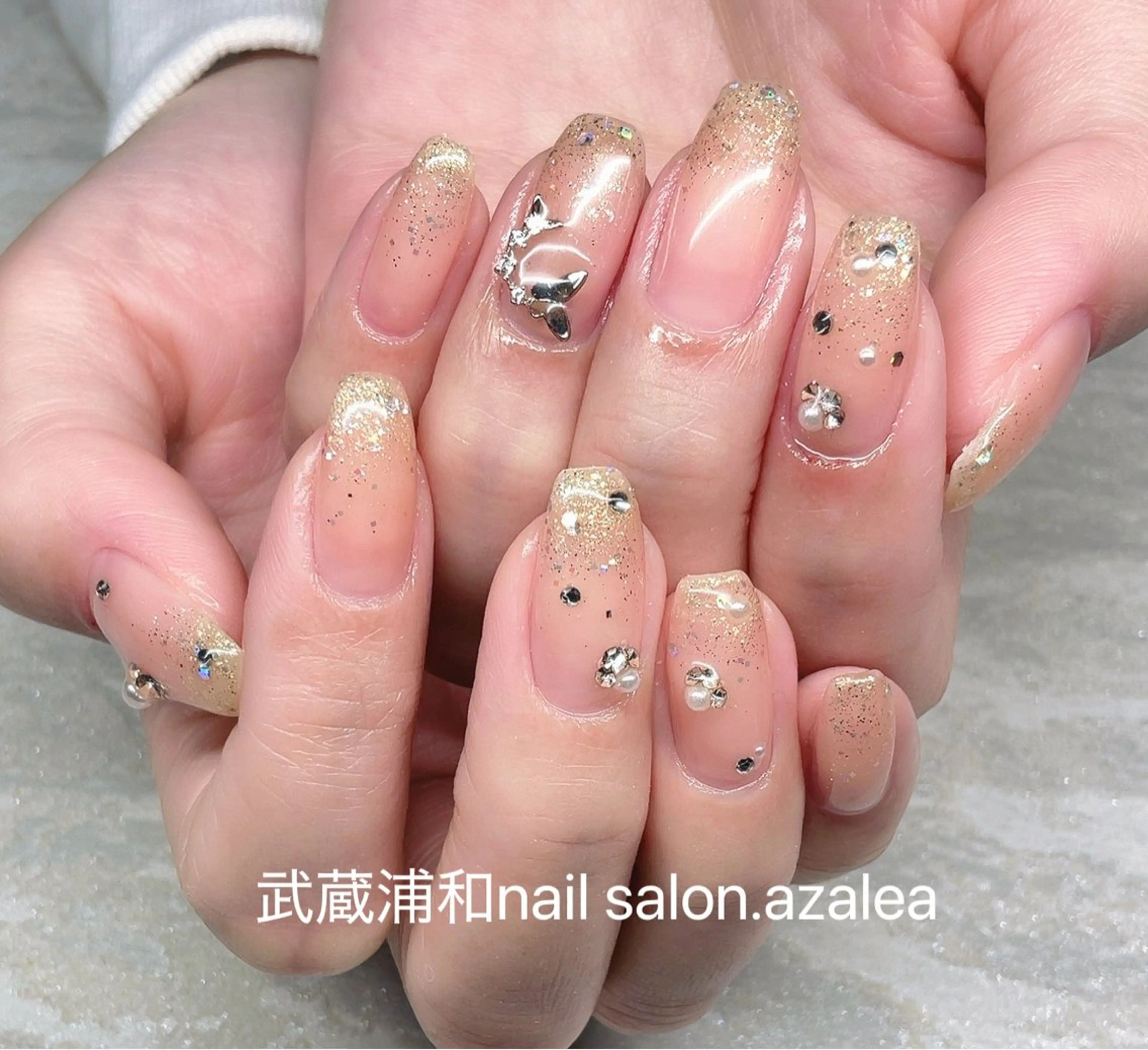 ネイル ハンドネイル R inのネイルデザイン