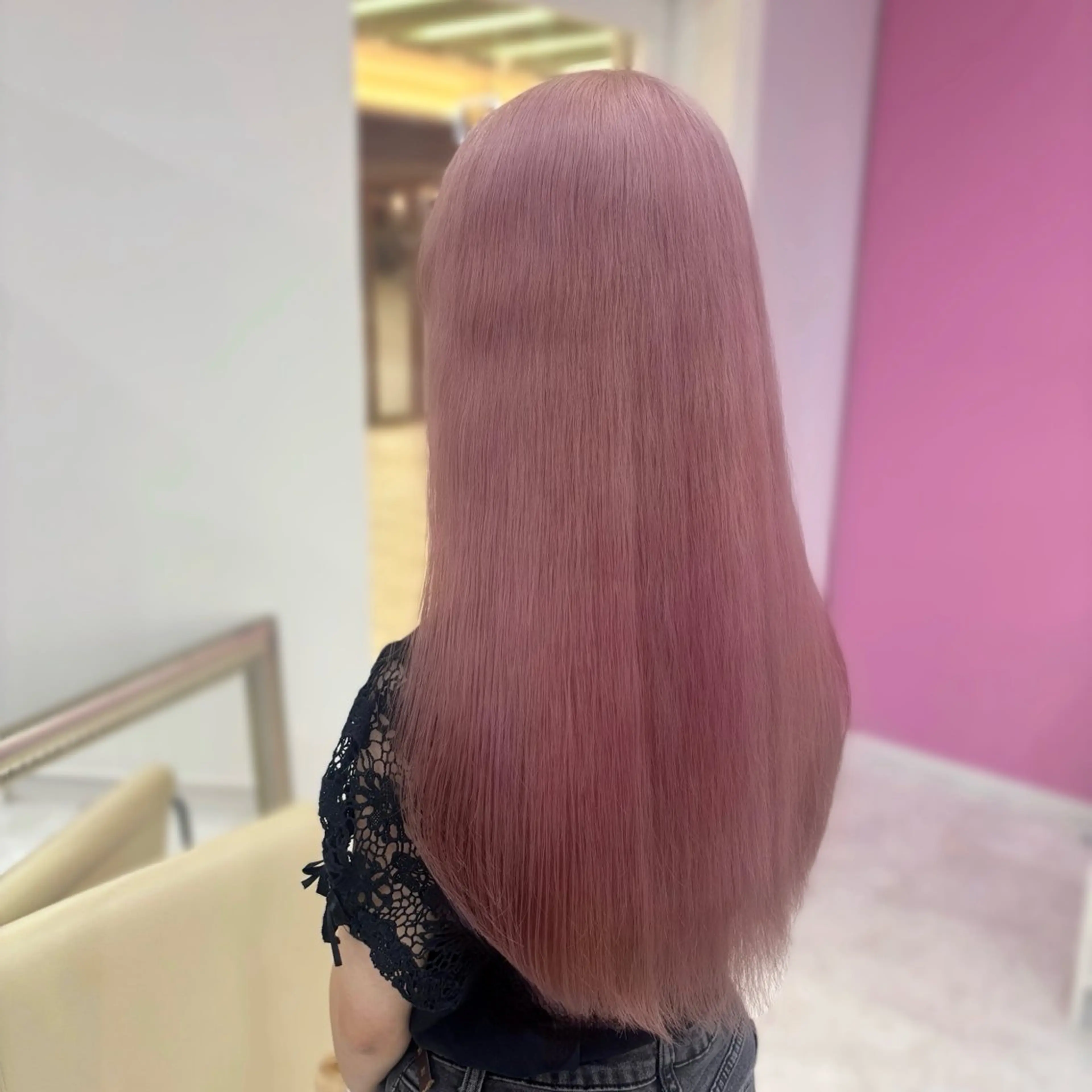 ロング カラー ヘアカラー トリートメント 伊藤 綾のヘアスタイル