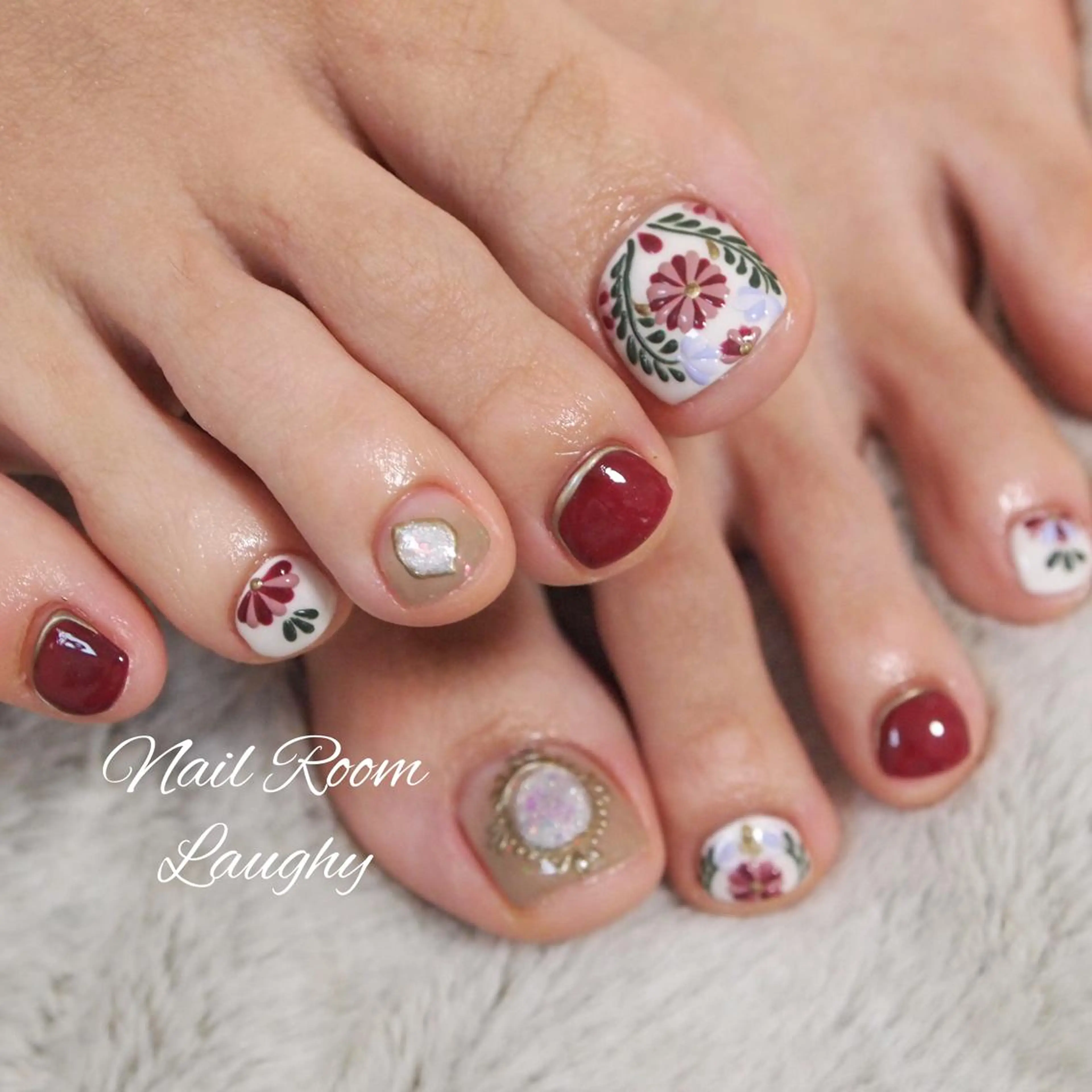 ネイル Nail Room Laughyのネイルデザイン