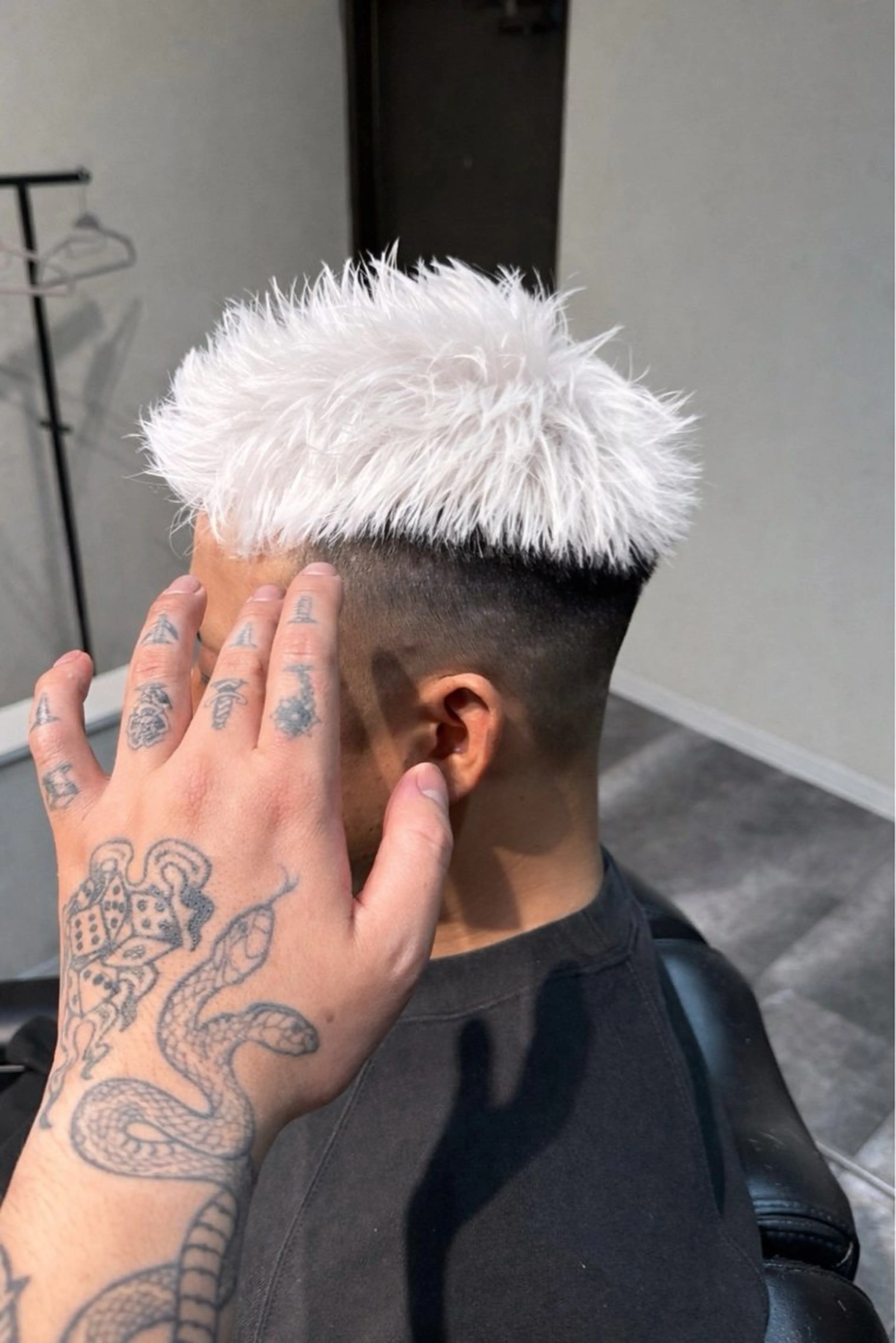 カラー メンズ メンズハイトーン ハイトーンカラー 【ALTLA 吹田】 ハイトーン MUUのヘアスタイル