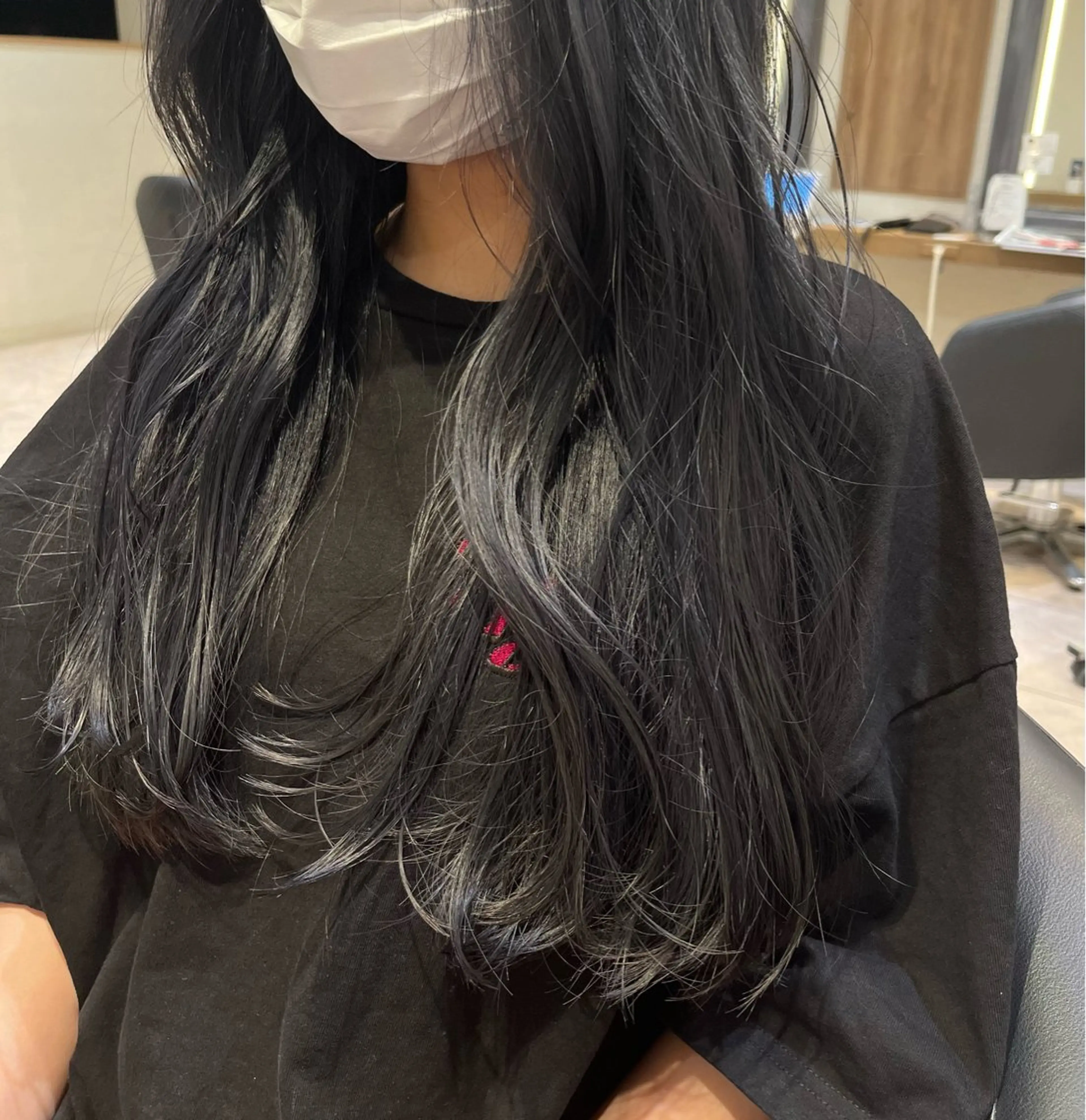 ロング さら艶レイヤーカット 🩶Suzuneのヘアスタイル