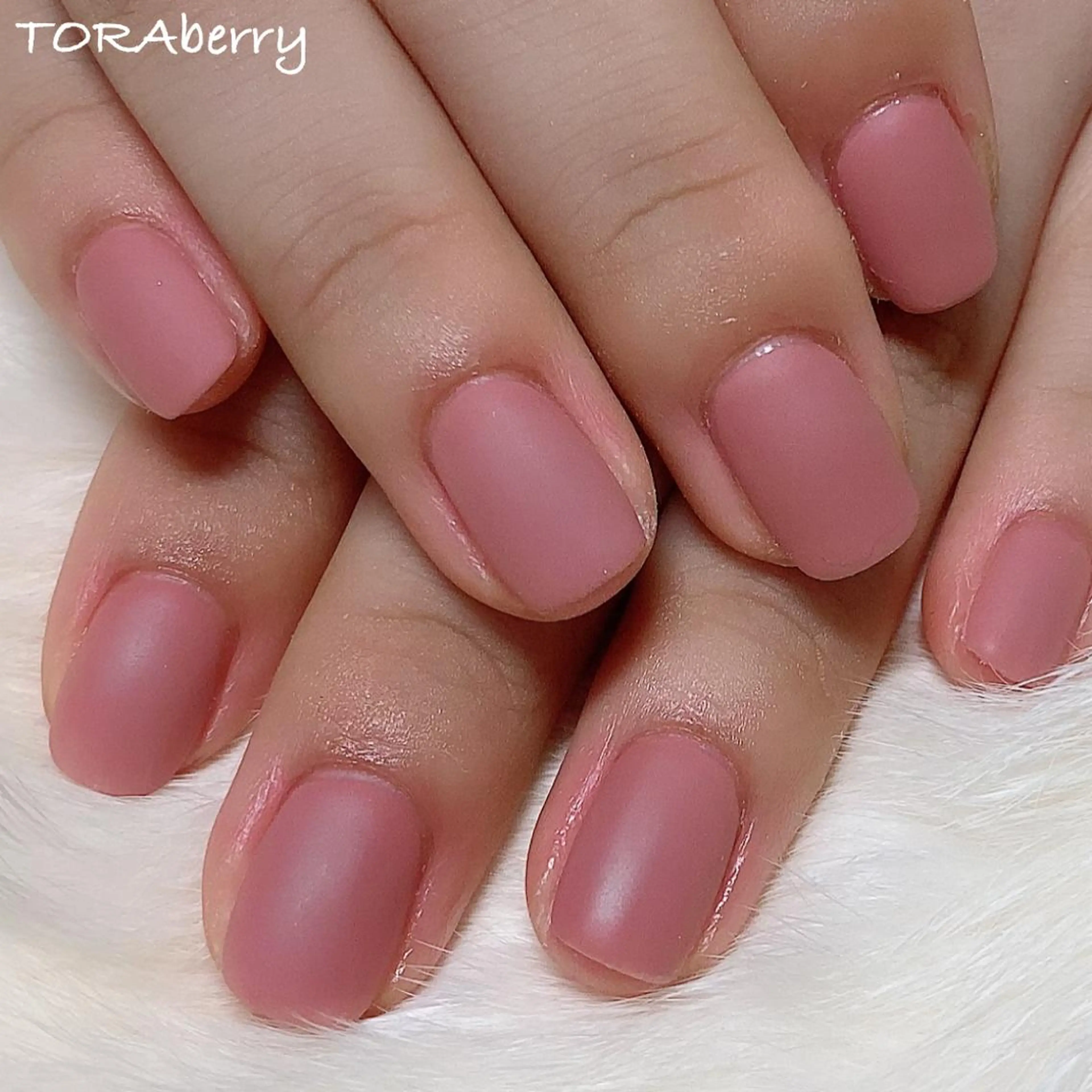 ネイル マットネイル ハンドネイル ネイリスト なつみのネイルデザイン