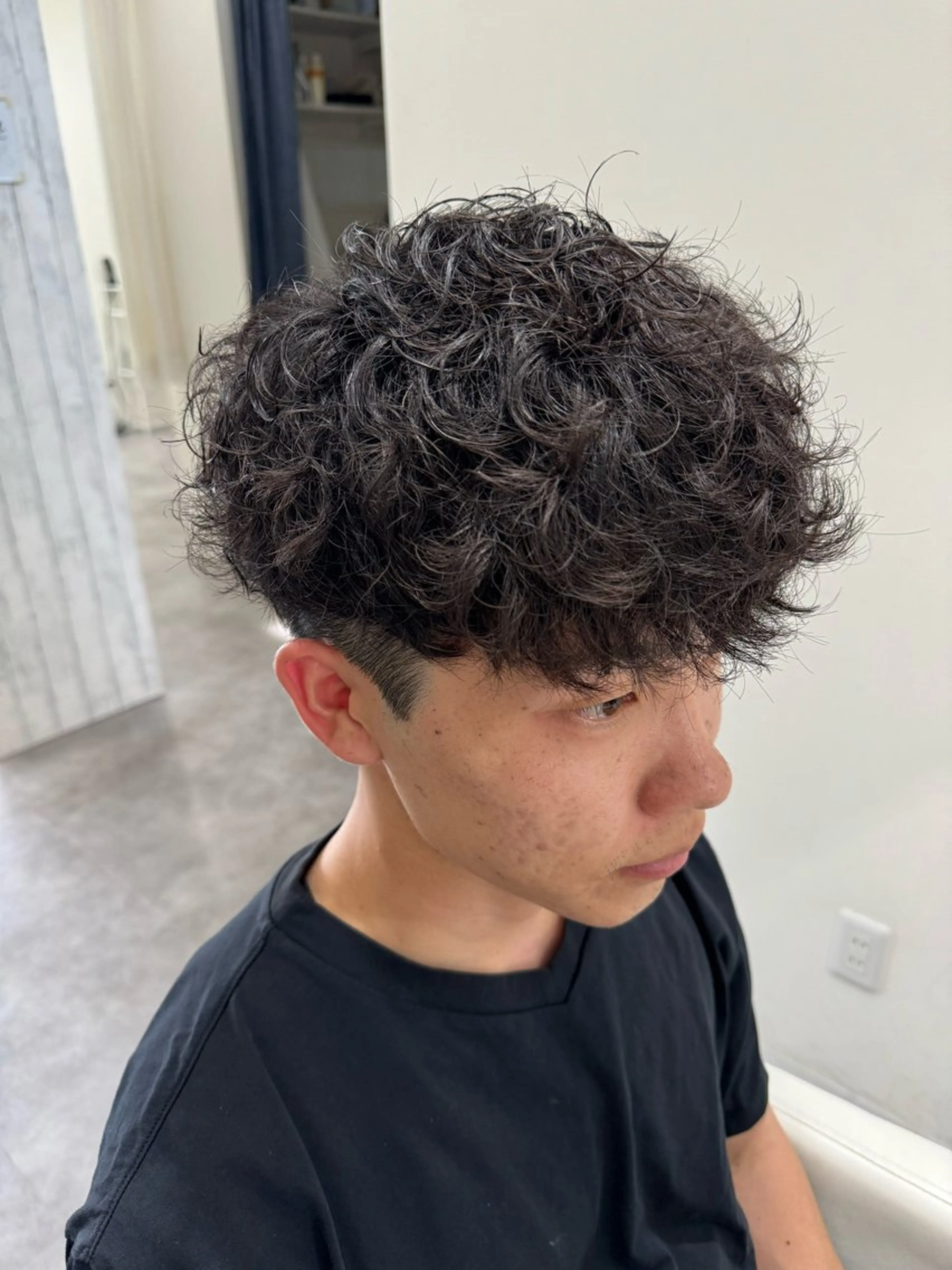 パーマ メンズ スペインカール メンズ特化美容師 若林陸のヘアスタイル