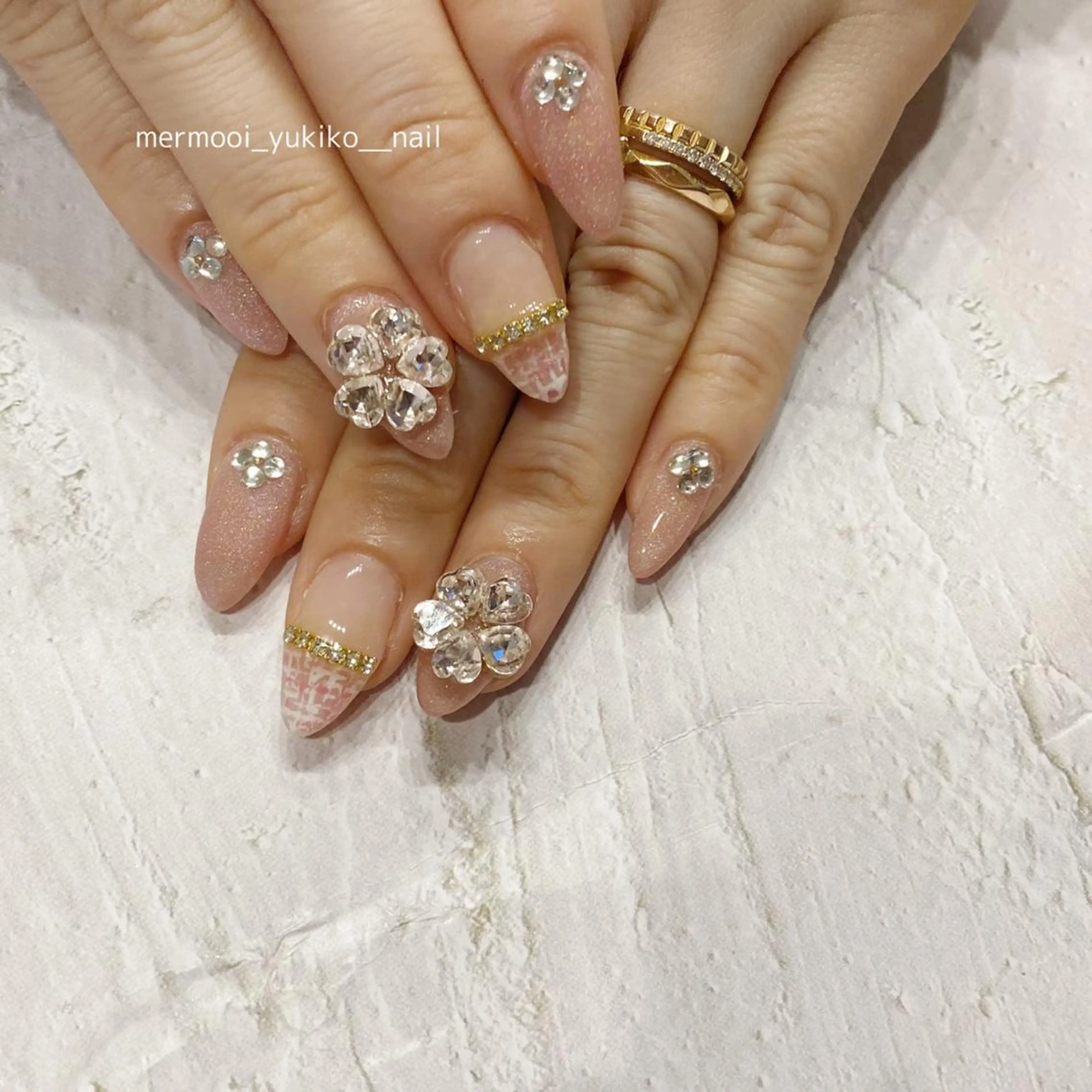 ネイル 韓国ネイル ロングネイル ピンク 春ネイル ネイルチップ ハンドネイル mermooi所属・melumooi nailのネイルデザイン