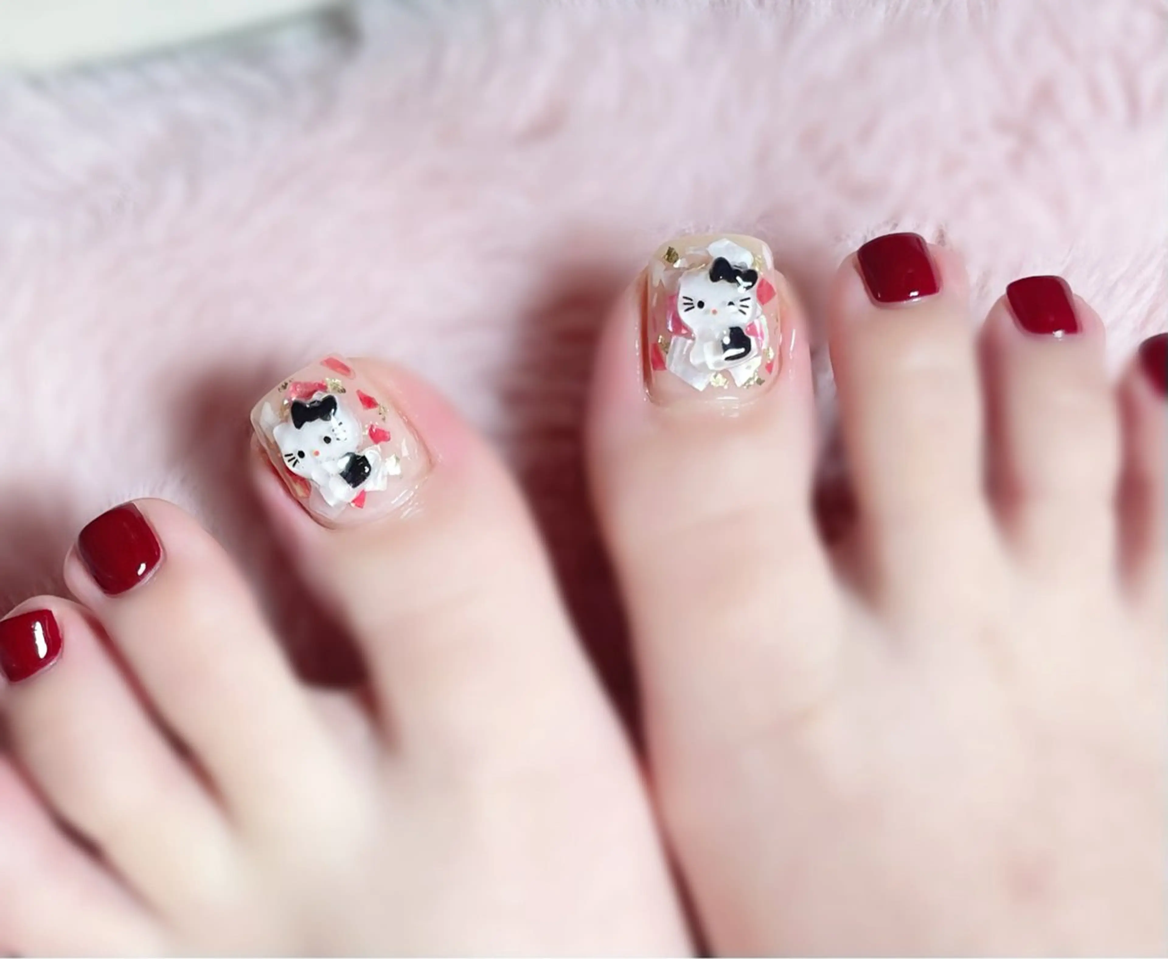 ネイル フットネイル 赤色 夏ネイル Chicchi 加茂宮駅徒歩3分のネイルデザイン