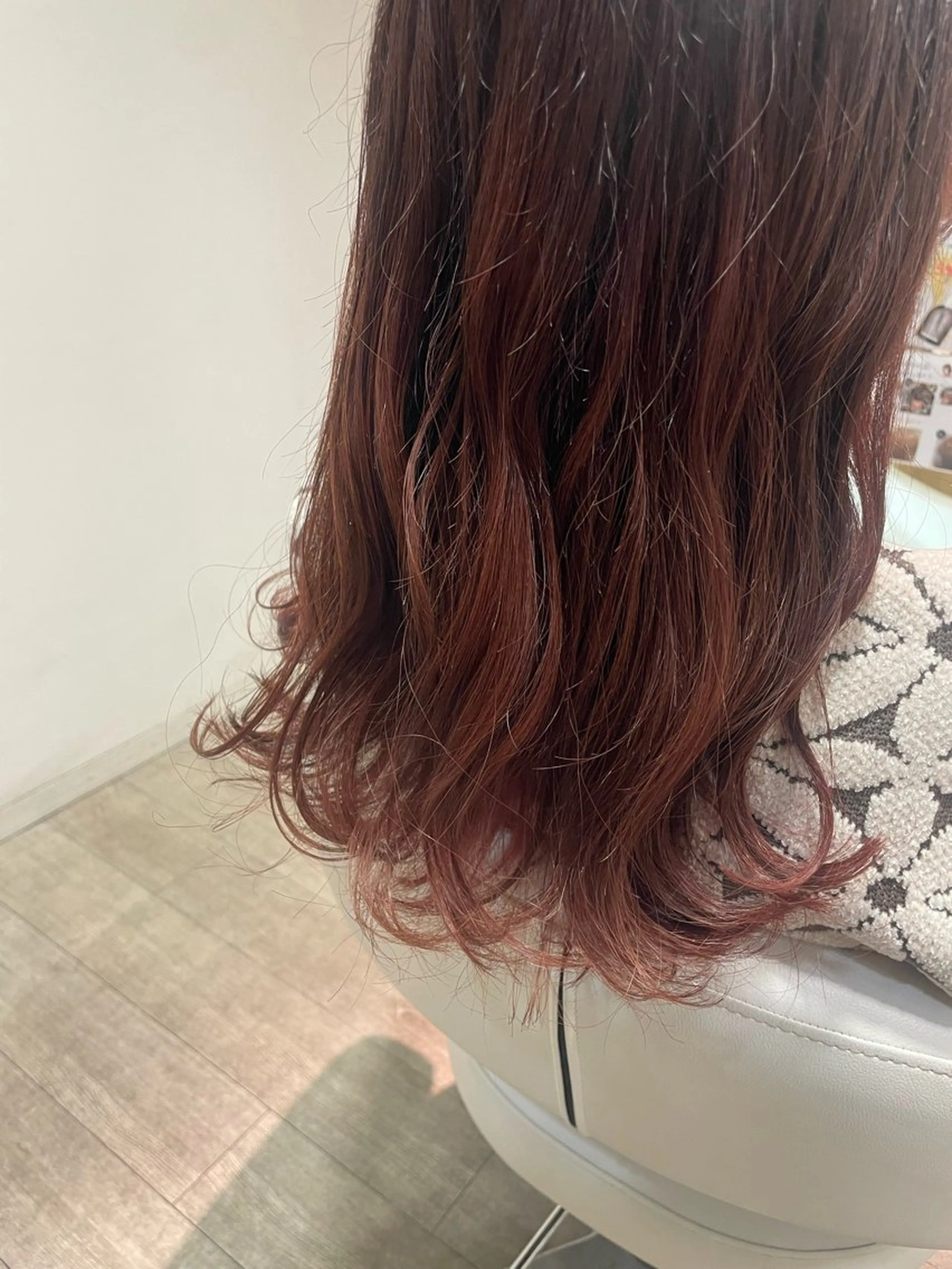 ロング カラー ブリーチ ブリーチなしカラー ヘアカラー 松佐 ゆかりのヘアスタイル