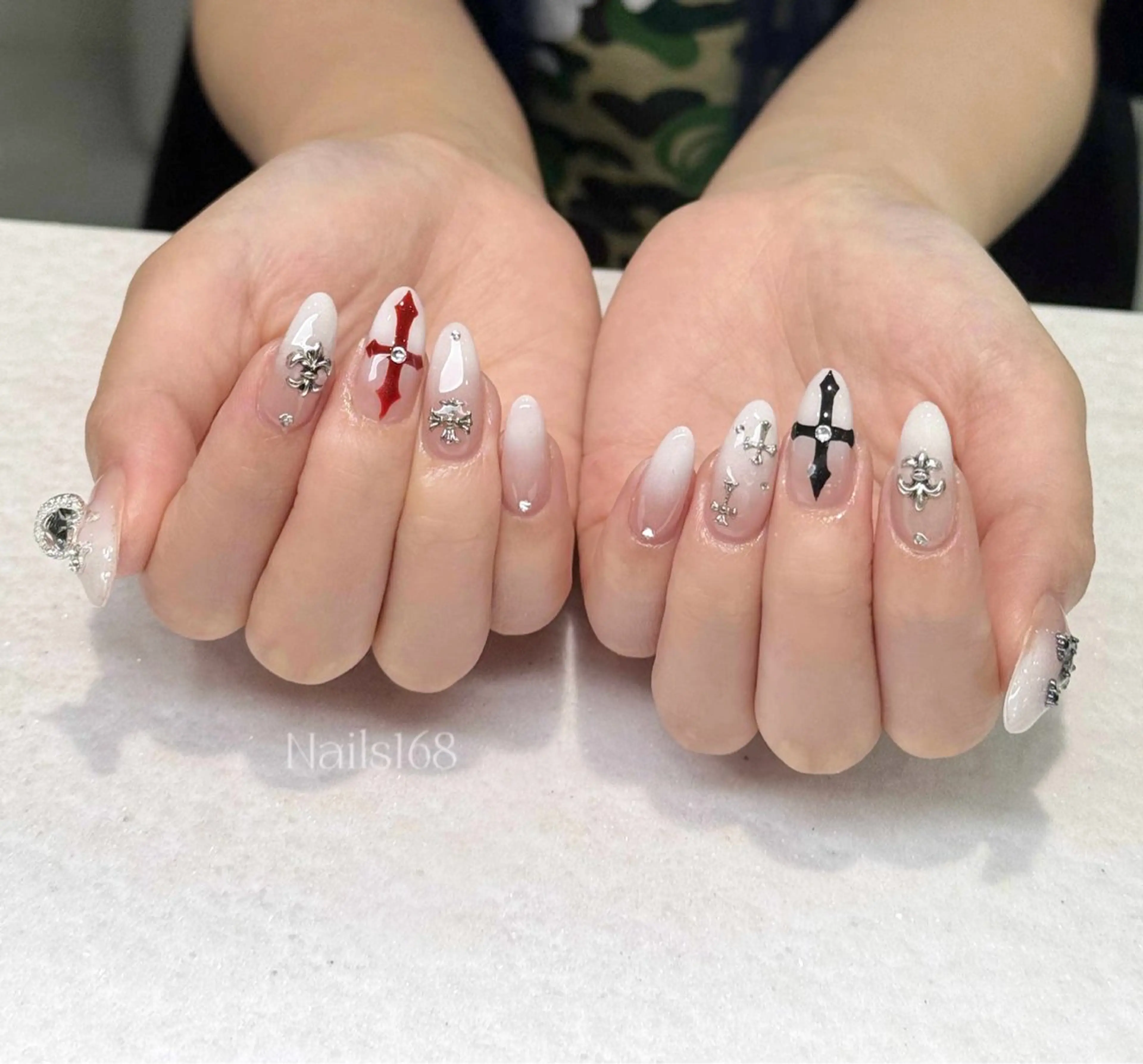 ネイル アートネイル オーロラネイル ブルー チークネイル フットネイル ハンドネイル NAILS168 新大久保店のネイルデザイン