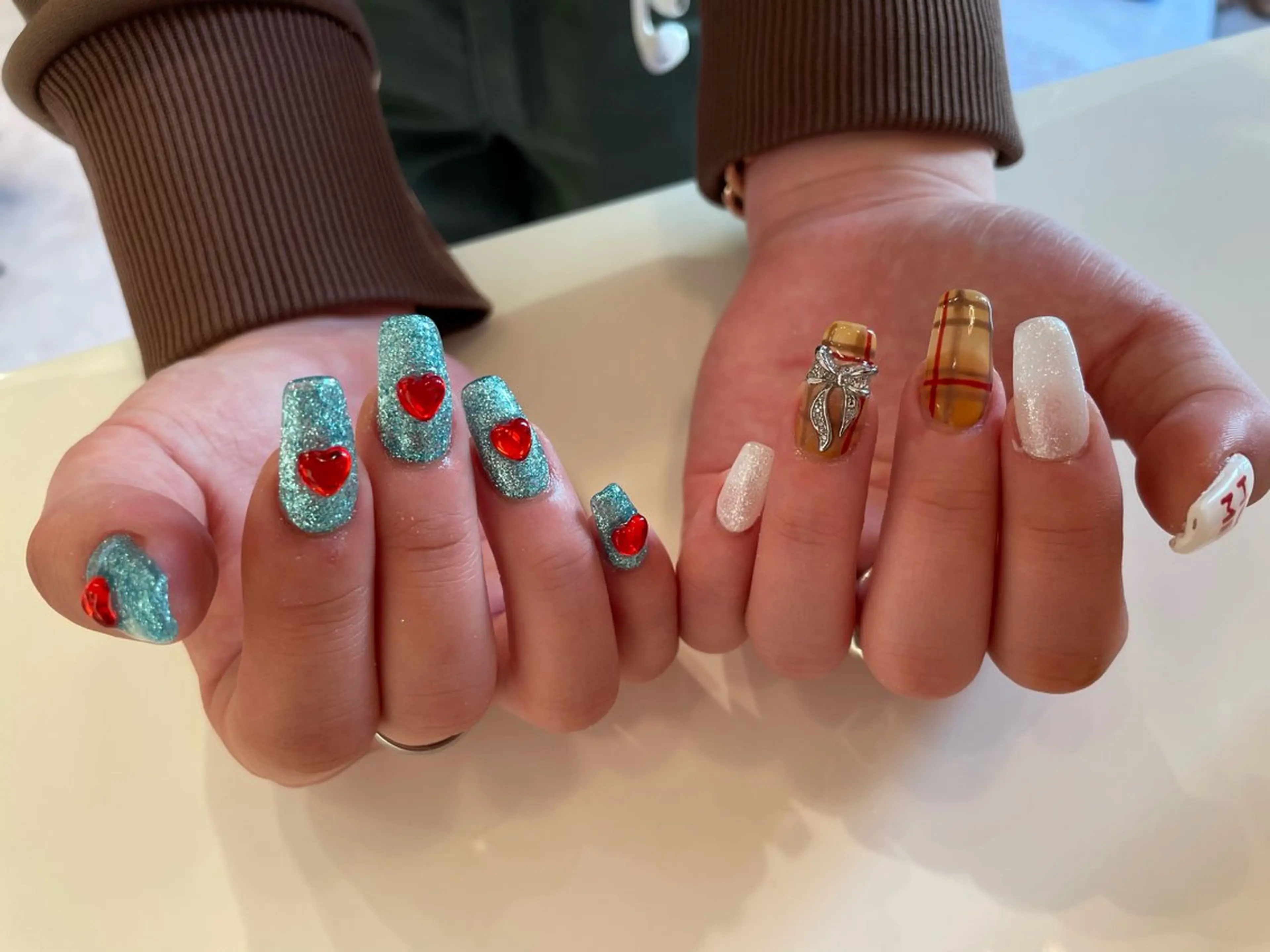 ネイル ♡ビジュール♡ NAIL &まつ毛のマツエク・マツパデザイン
