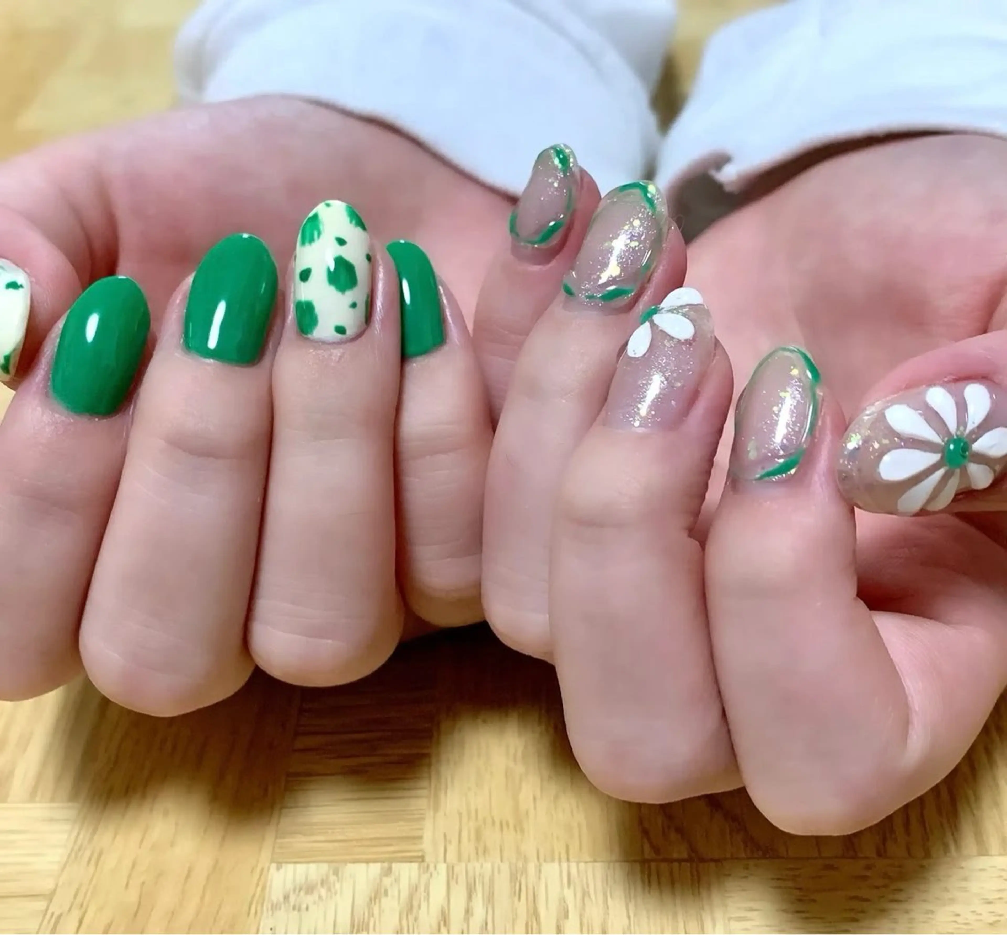 ネイル Oshiiro nailのネイルデザイン