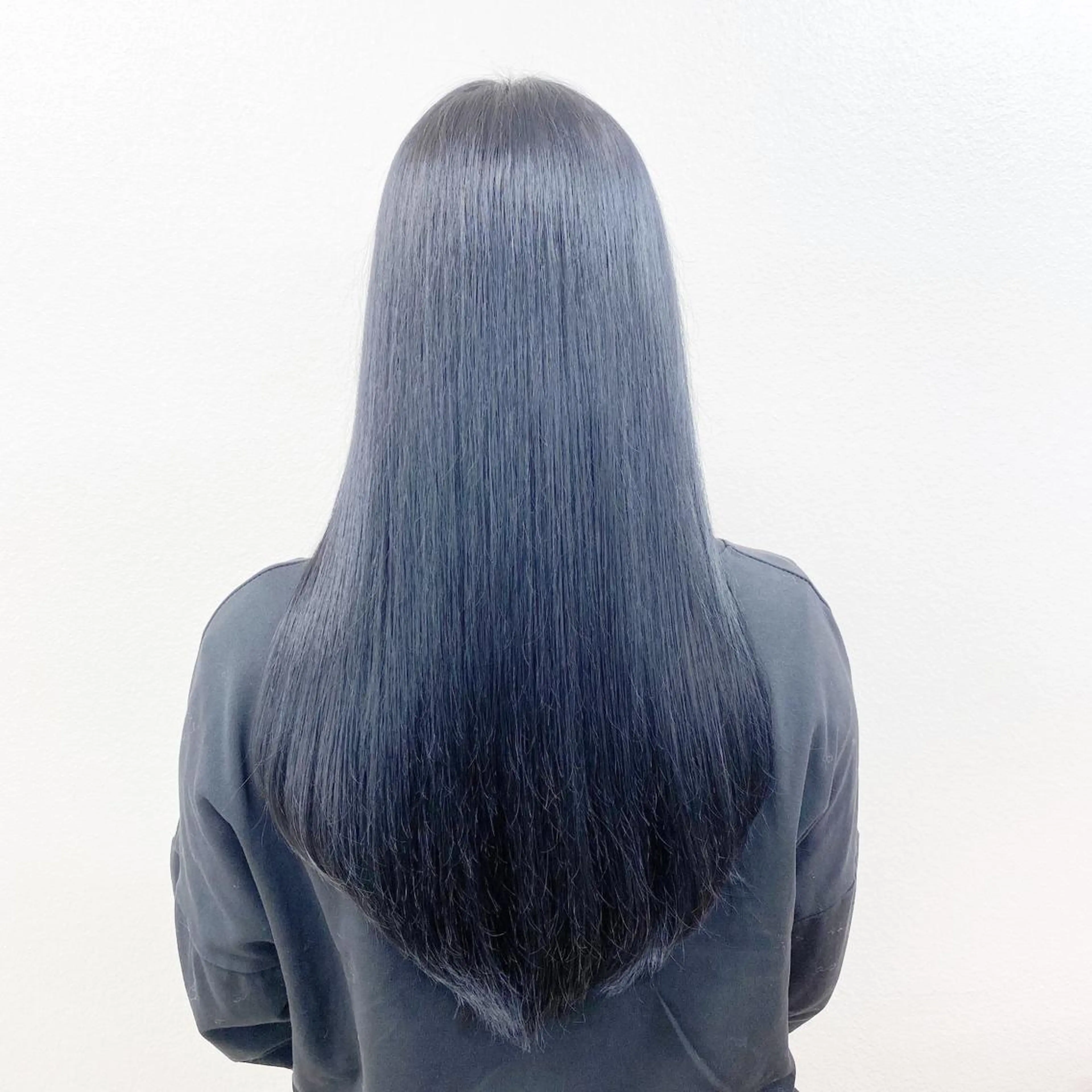 ロング カラー ブリーチ 透明感カラー ブリーチなしカラー 大人っぽ韓国レディ レイヤー🤍渋谷のヘアスタイル