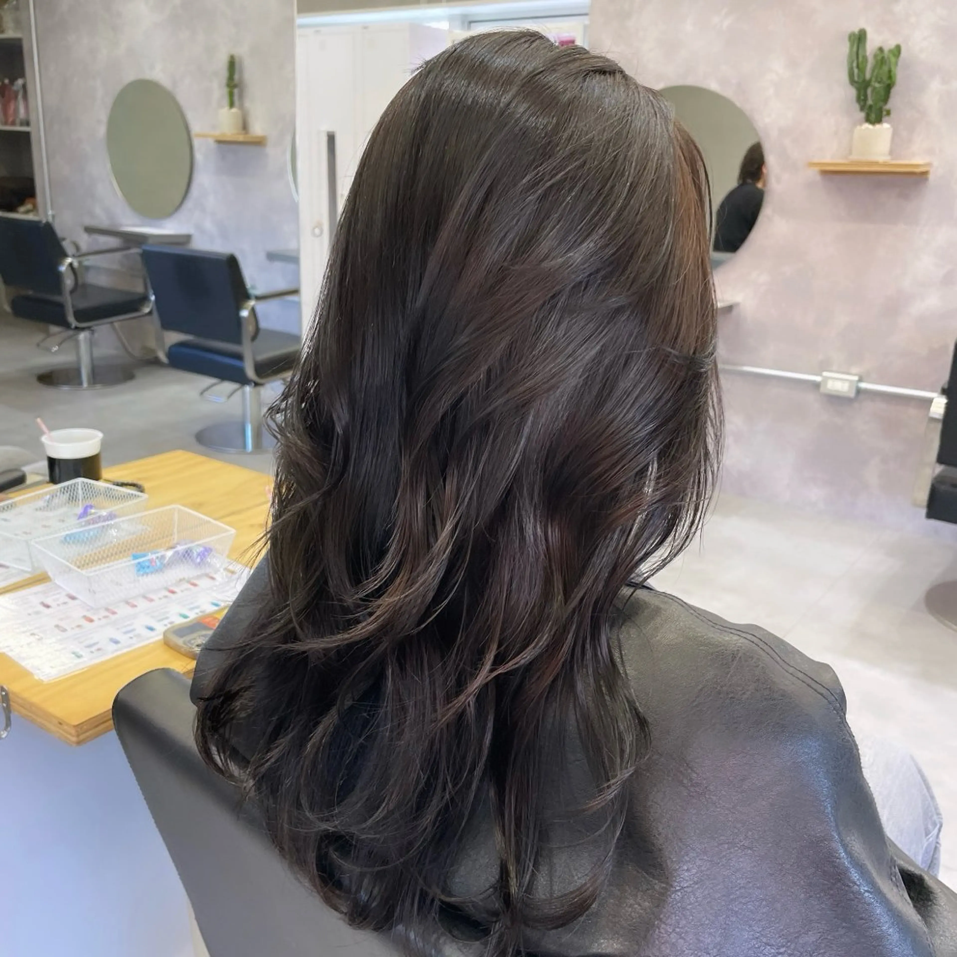 ロング カラー 黒髪 髪質改善 レイヤーカット カット ヘアカラー Rui/透明感カラー 暖色/レイヤーカットのヘアスタイル