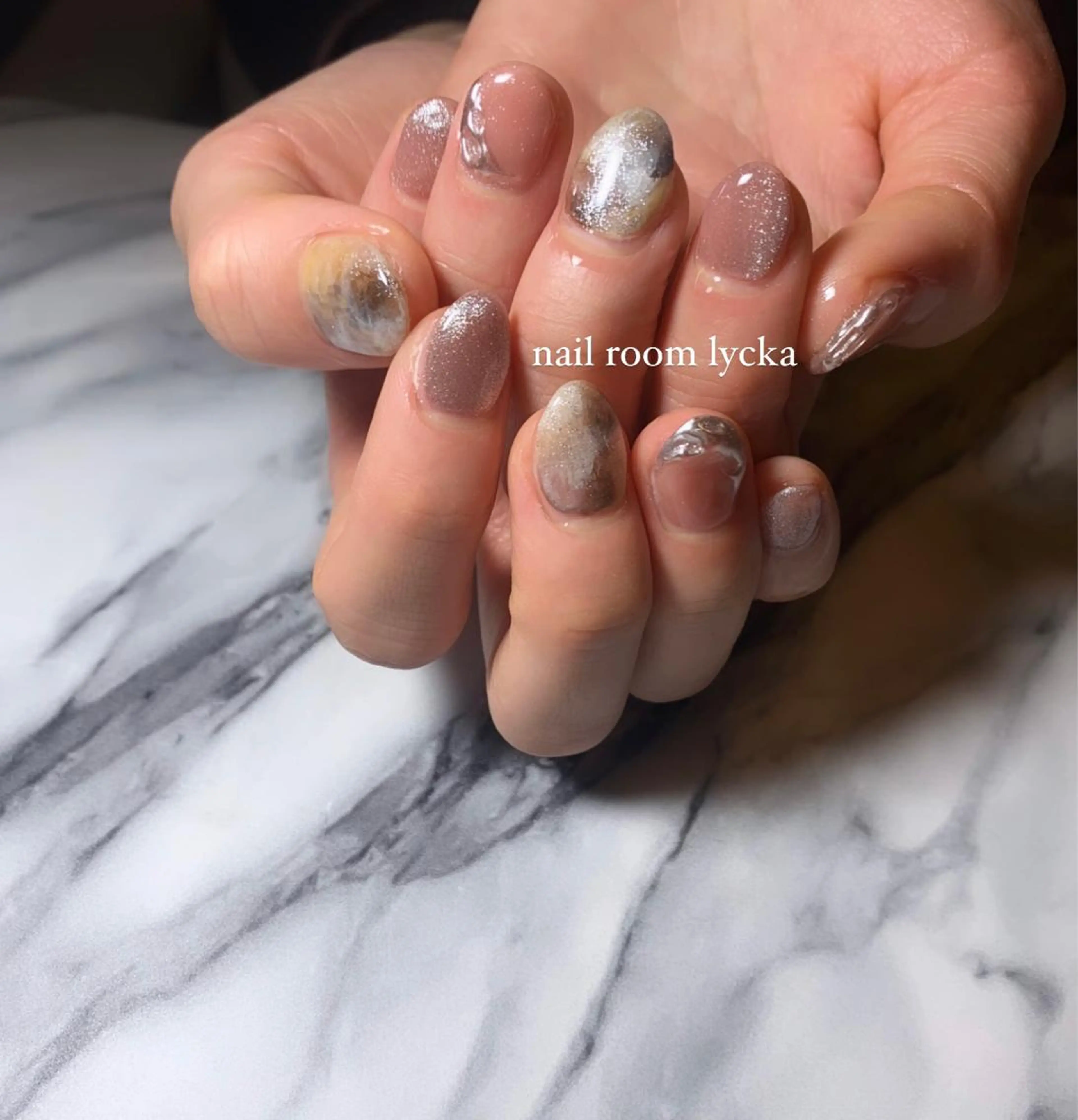 ネイル ﾈｲﾙﾙｰﾑﾘｯｶ 𝐦𝐚𝐲𝐮のネイルデザイン