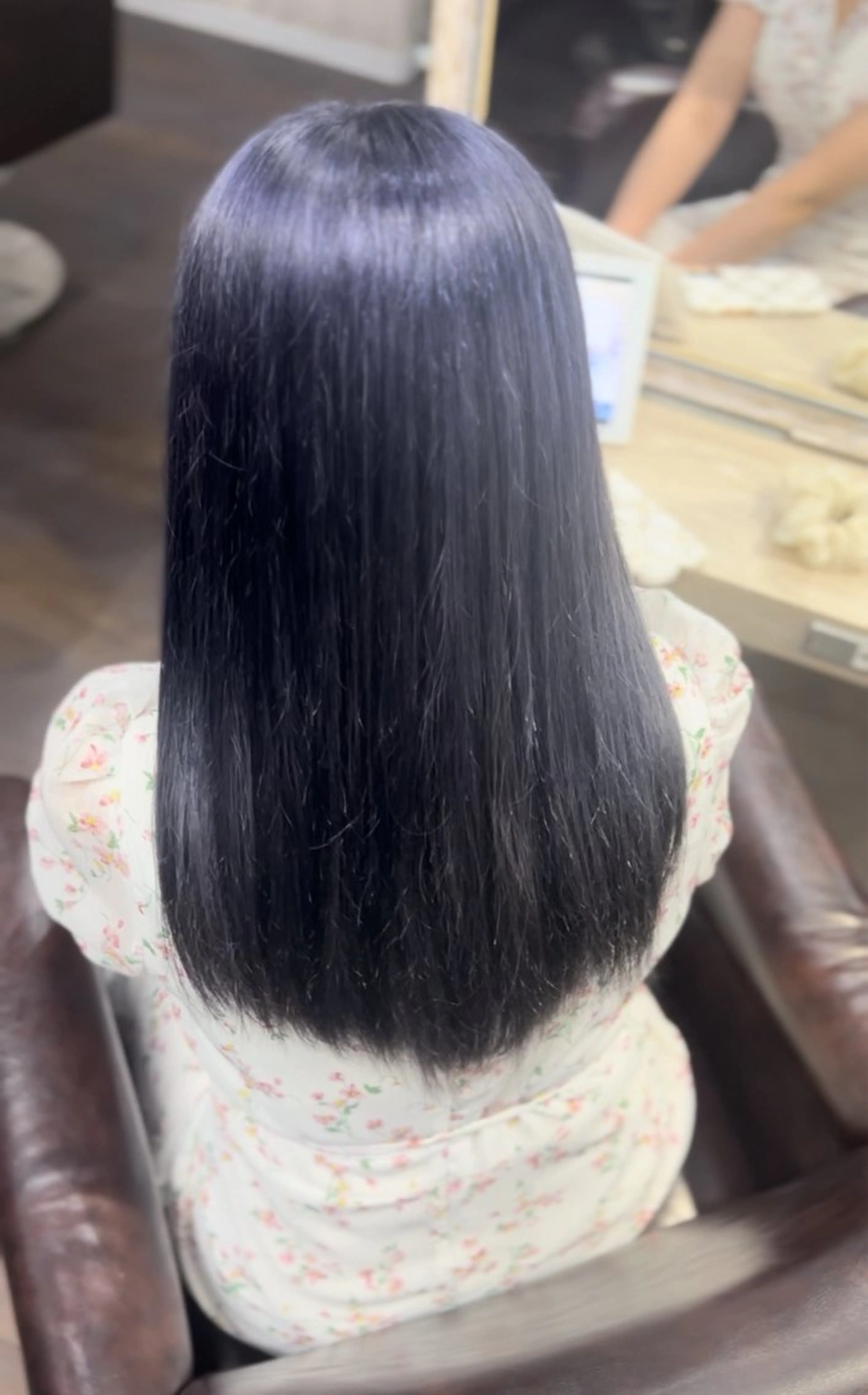 💘ご新規様限定💘【✨ブリーチ無しWカラー+𝐊𝐄𝐑𝐀𝐒𝐓𝐀𝐒𝐄トリートメント✨】の写真