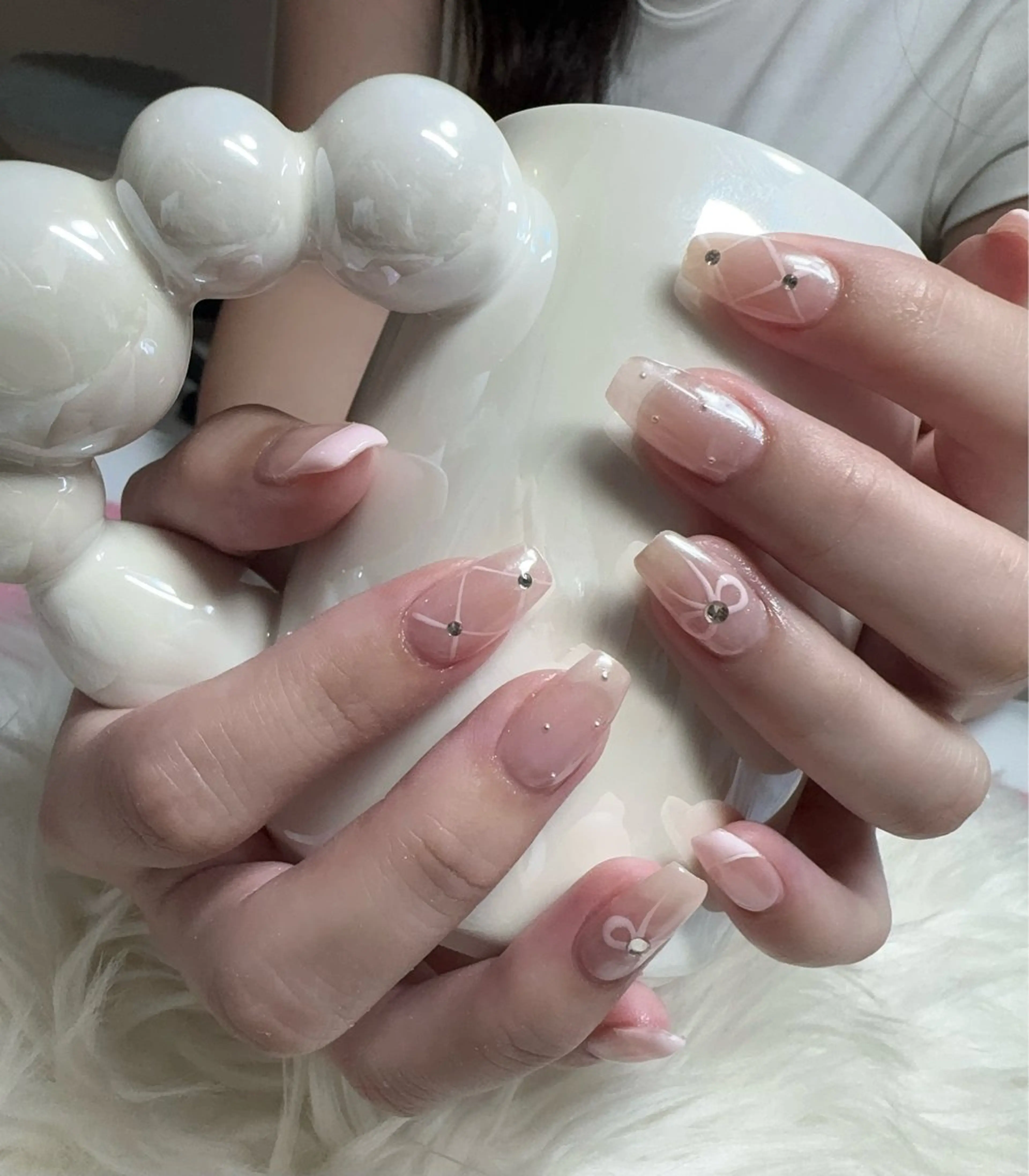 ネイル ハンドネイル &ME ネイルサロンのネイルデザイン