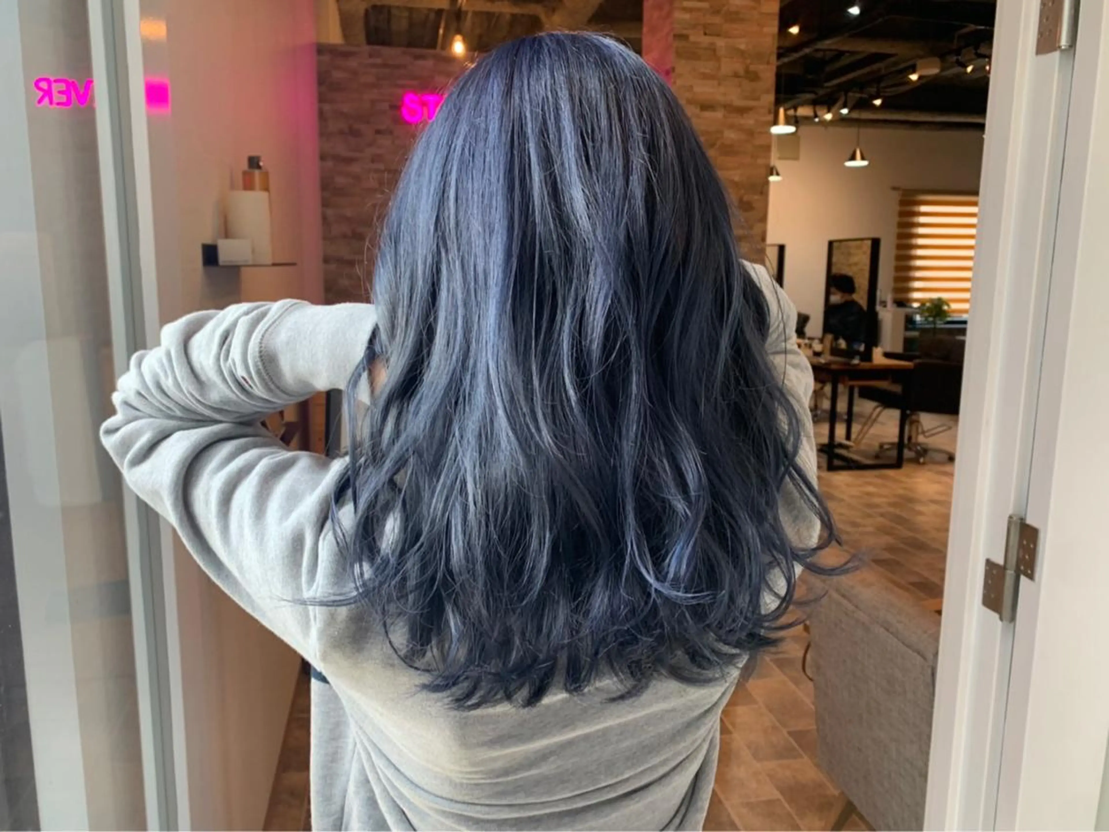 ミディアム カラー ヘアカラー&縮毛矯正 STAR☆RIVERのヘアスタイル