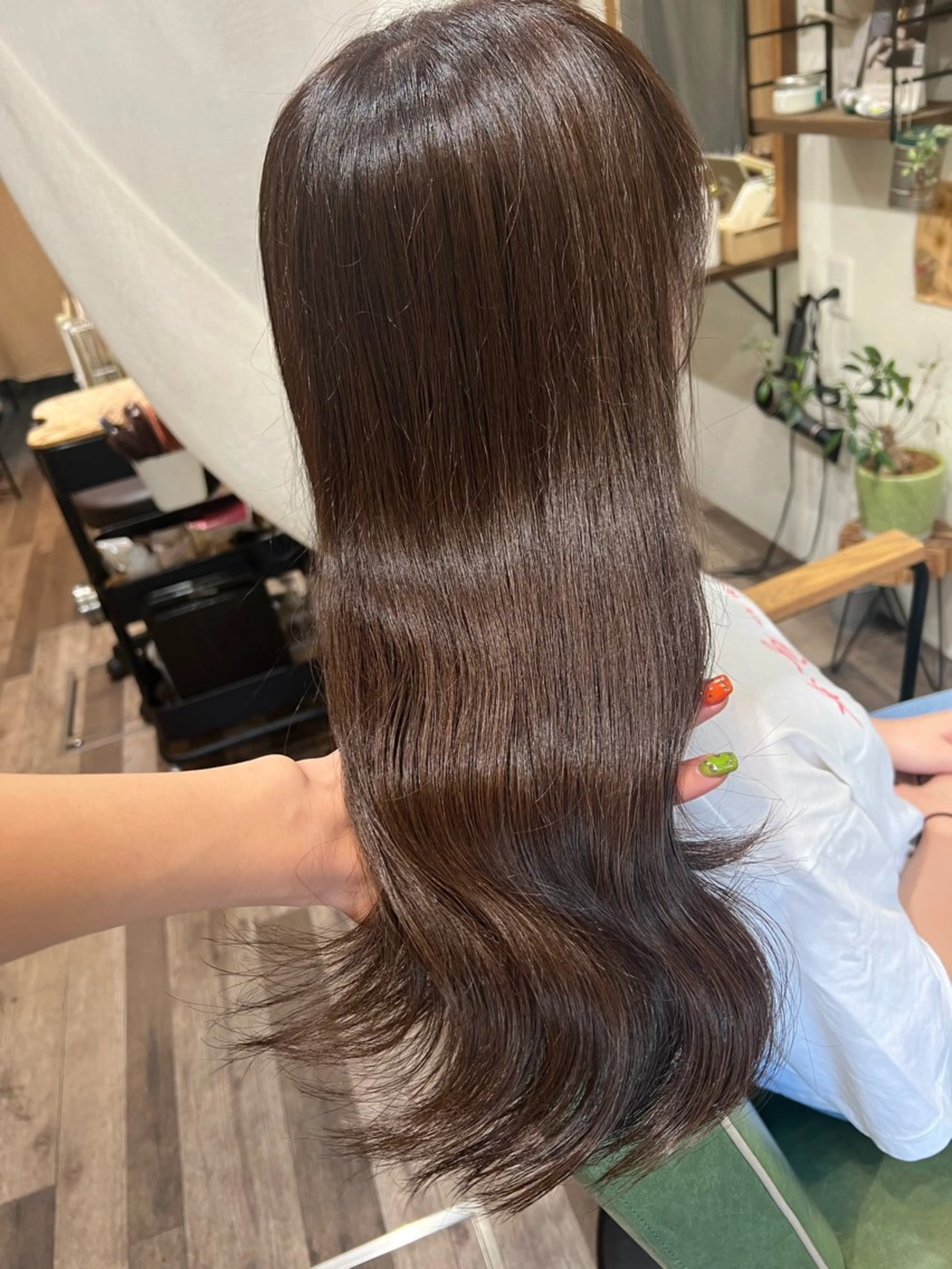 ロング カラー ブラウンカラー チョコレートブラウン カラーパティシエ facce🌼ikoのヘアスタイル