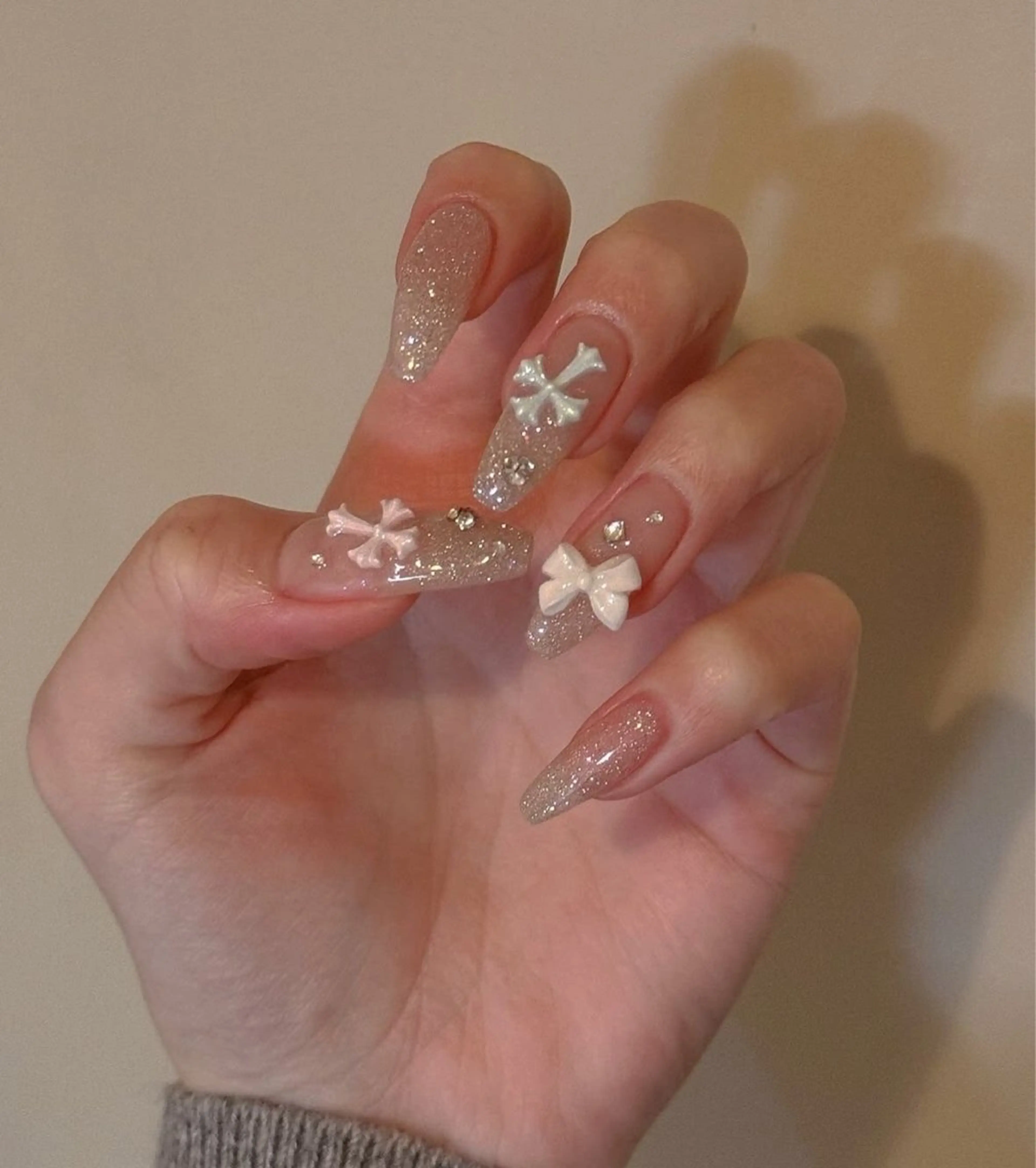 ネイル グラデーション ラメ(グリッター) マグネットネイル ミラーネイル ニュアンスネイル ハンドネイル Lumi de nailsのネイルデザイン