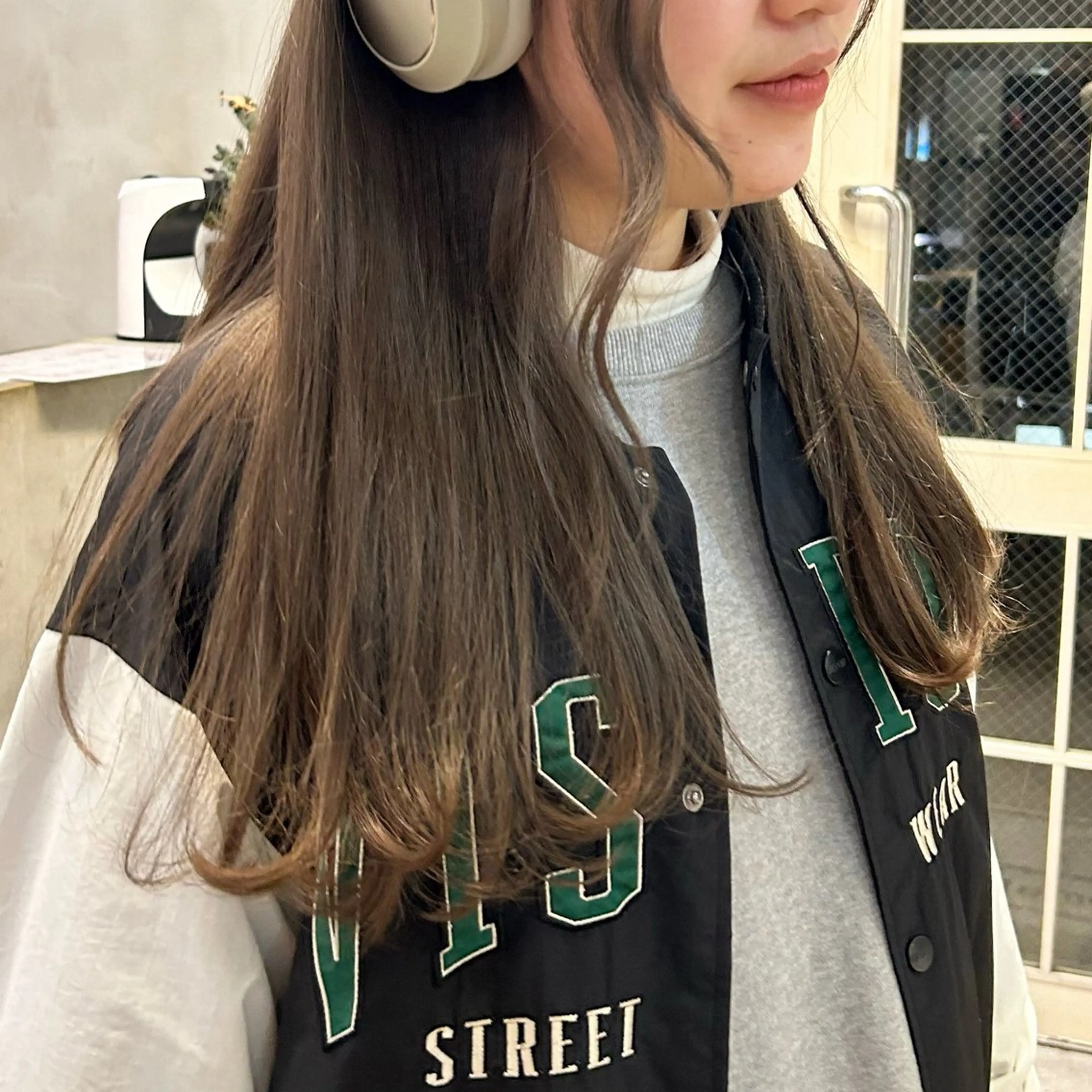 セミロング カラー カット ヘアカラー じゅわっと暖色カラー 🍊Moemiのヘアスタイル