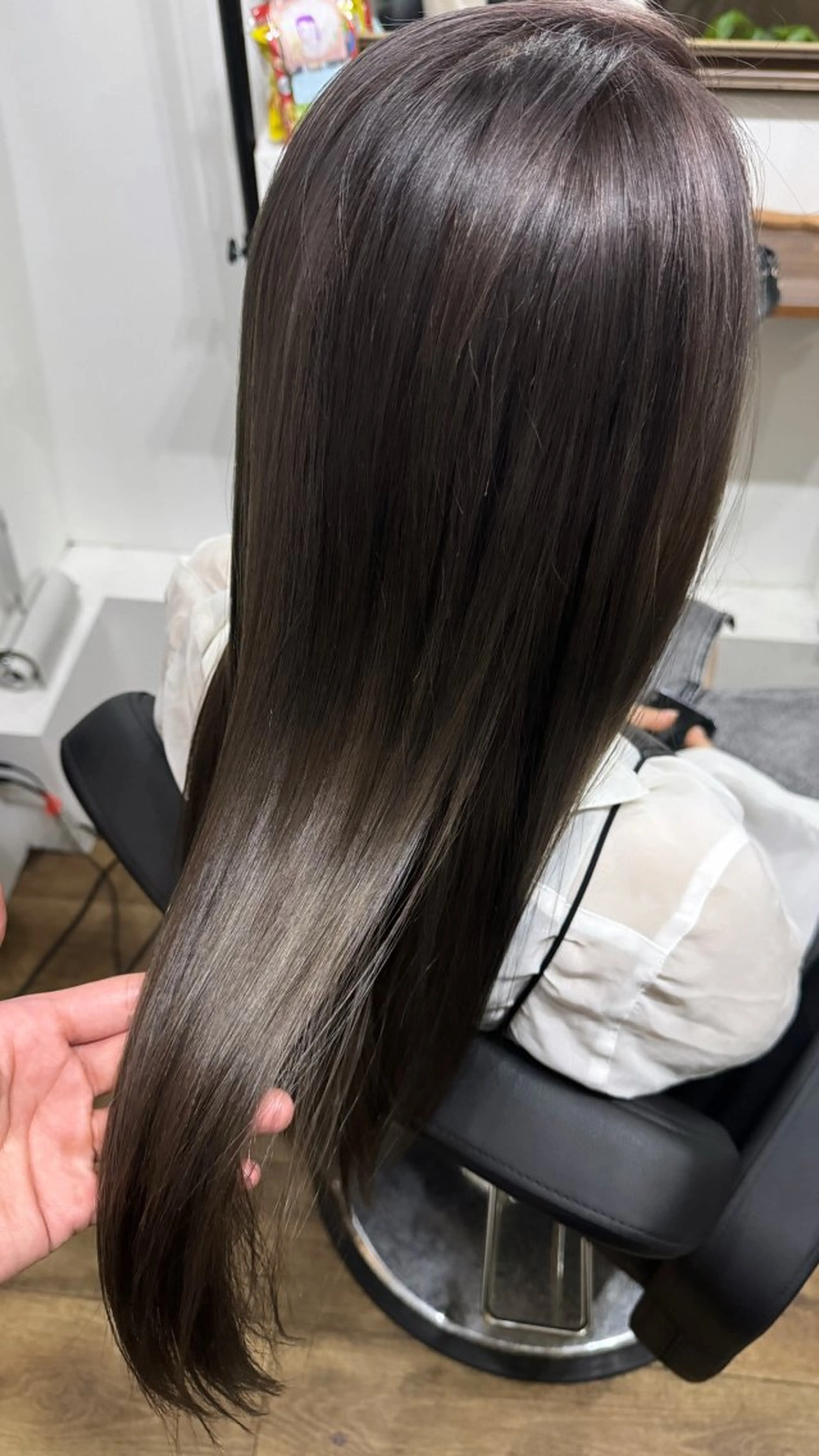 ロング カラー ヘアカラー 椎葉 祐也のヘアスタイル