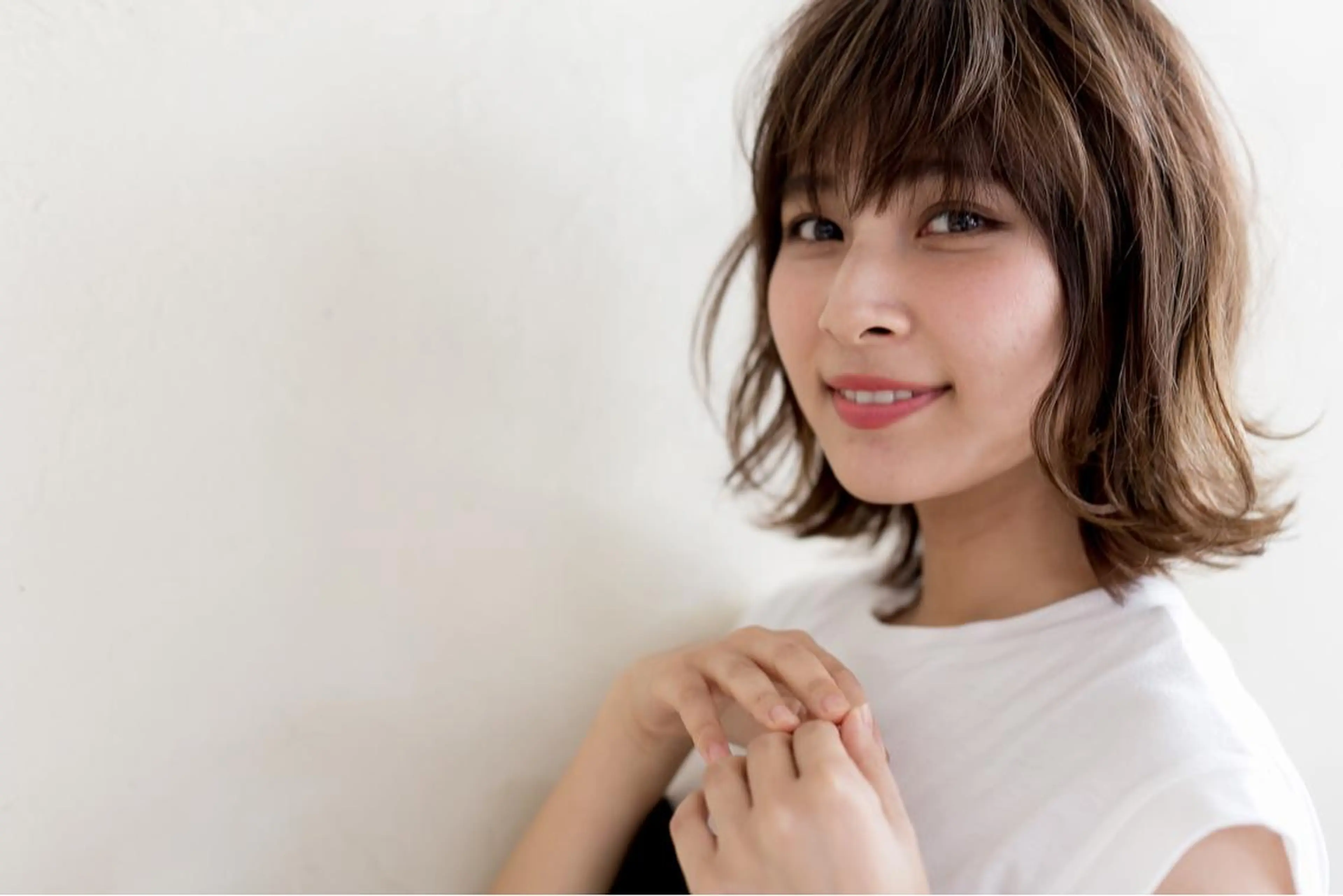 ショート カラー 出村谷 雄太のヘアスタイル