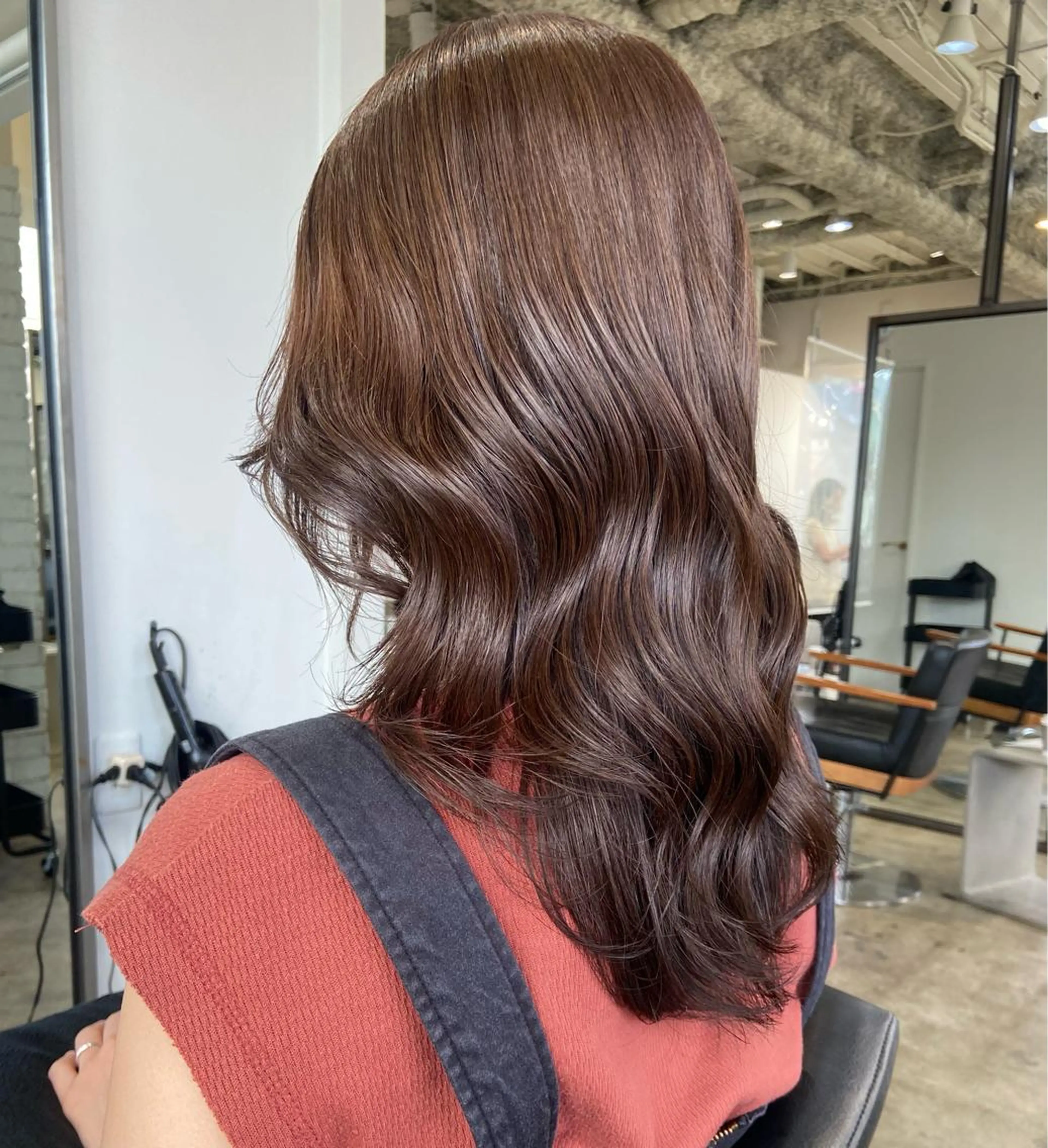 セミロング カラー 髪質改善 🪽似合わせカラー RENA.🪽🩶のヘアスタイル