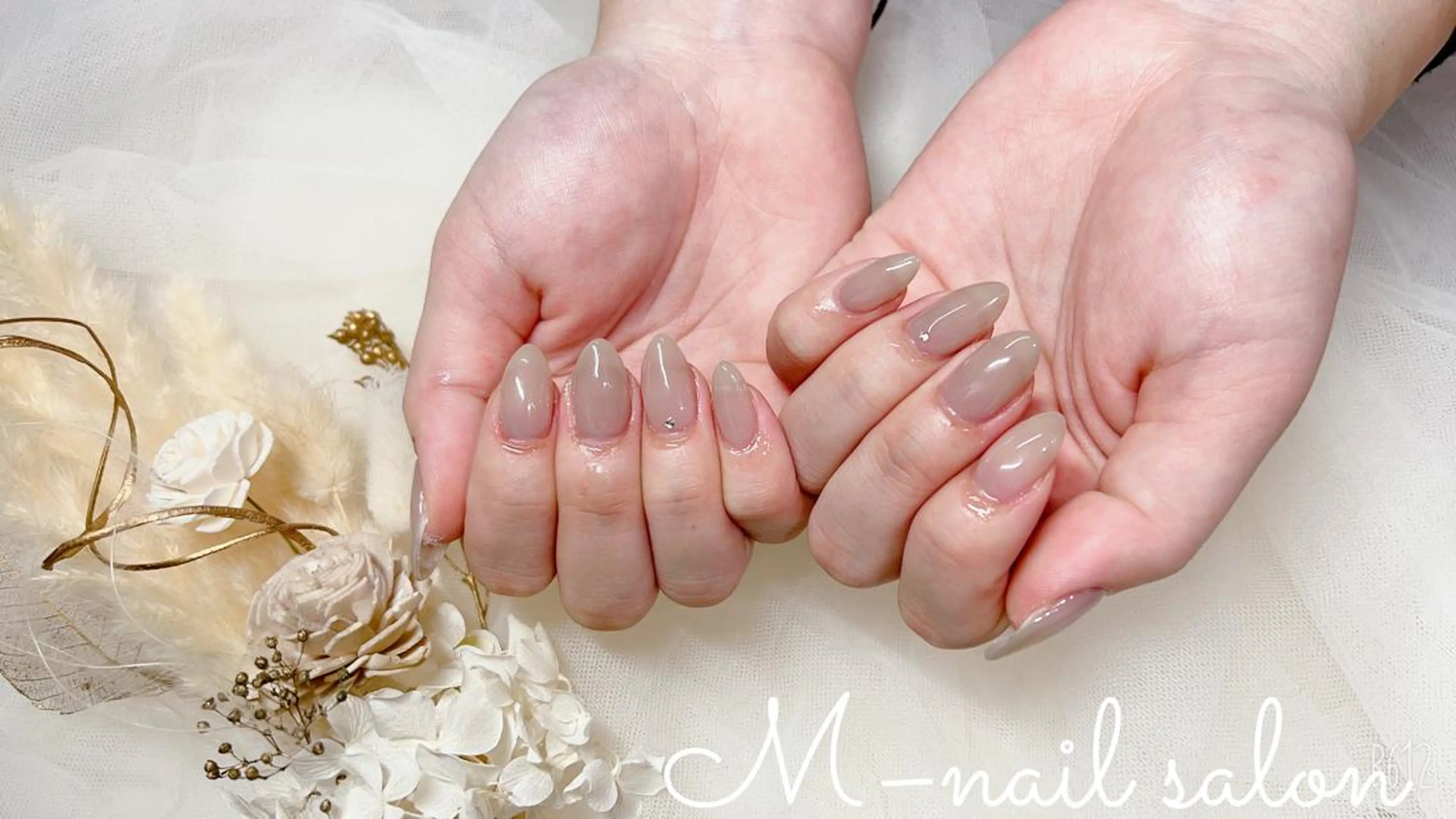 ネイル シンプルネイル M_ nail salonのネイルデザイン