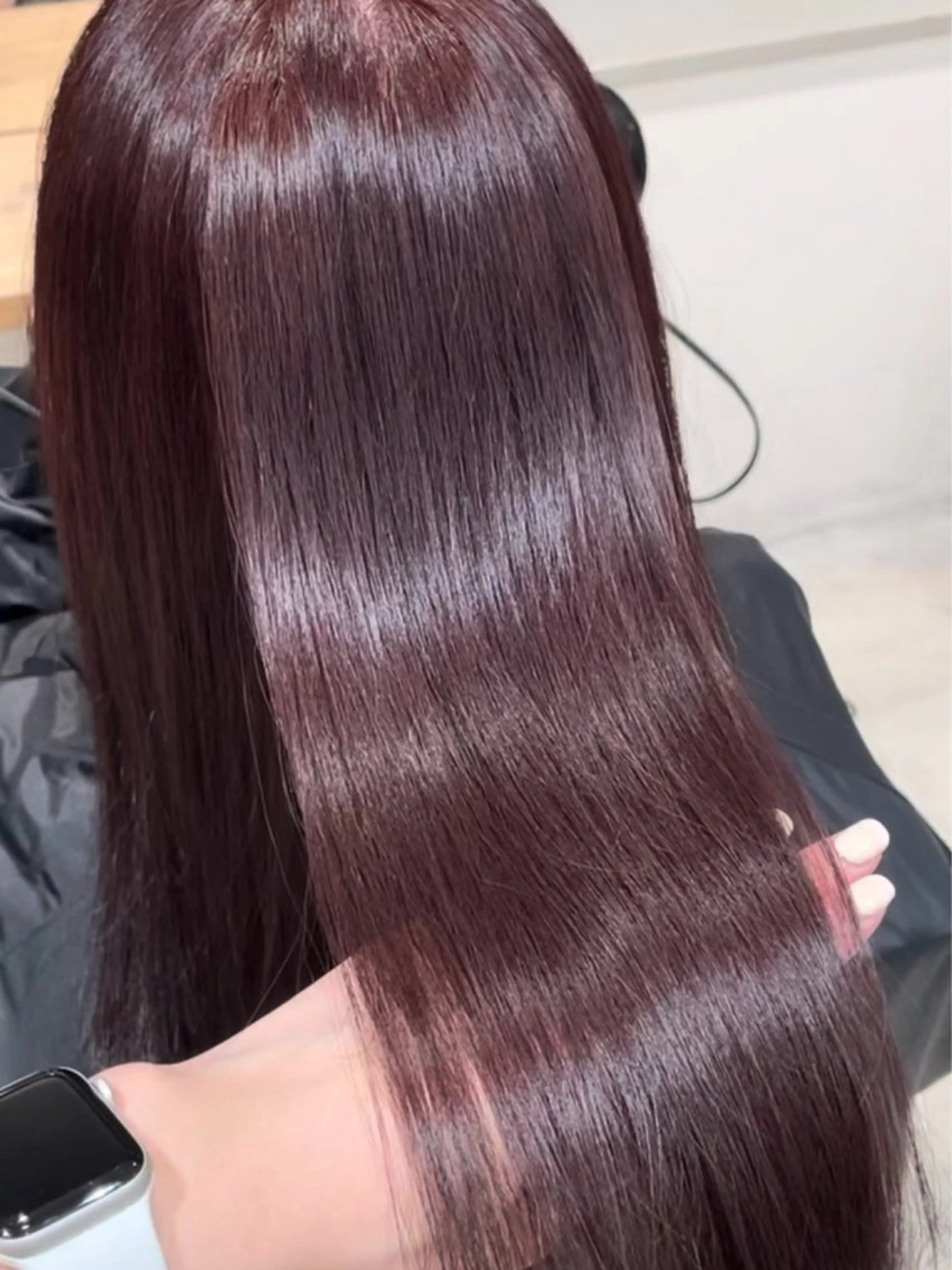 セミロング カラー ブリーチ ラベンダーカラー ラベンダーピンク ブリーチなしカラー ピンクカラー 戸川凜音 とがわりんねのヘアスタイル