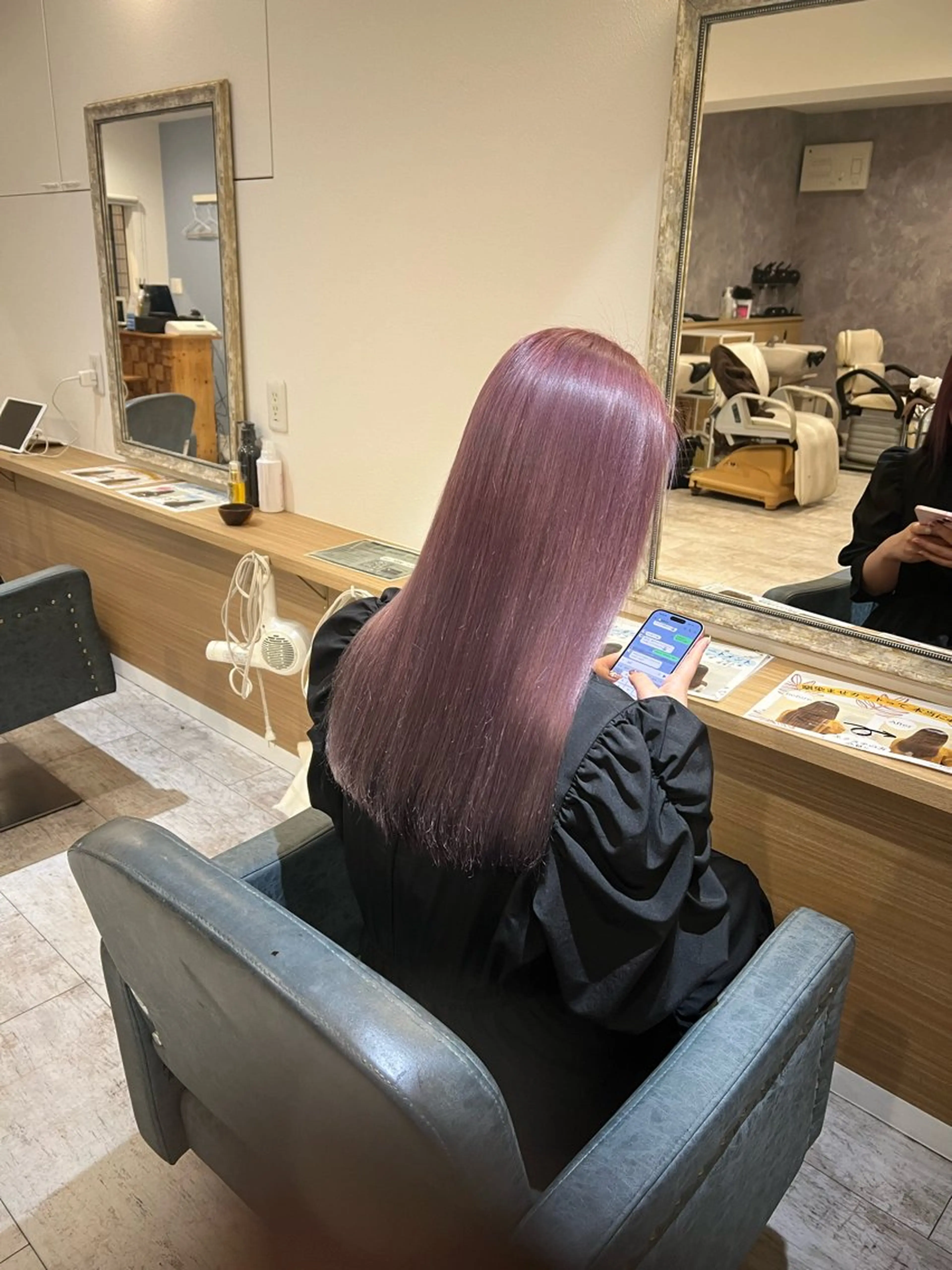 ロング カラー ブリーチ 髪質改善 トリートメント トリートメント 小森 鈴佳のヘアスタイル