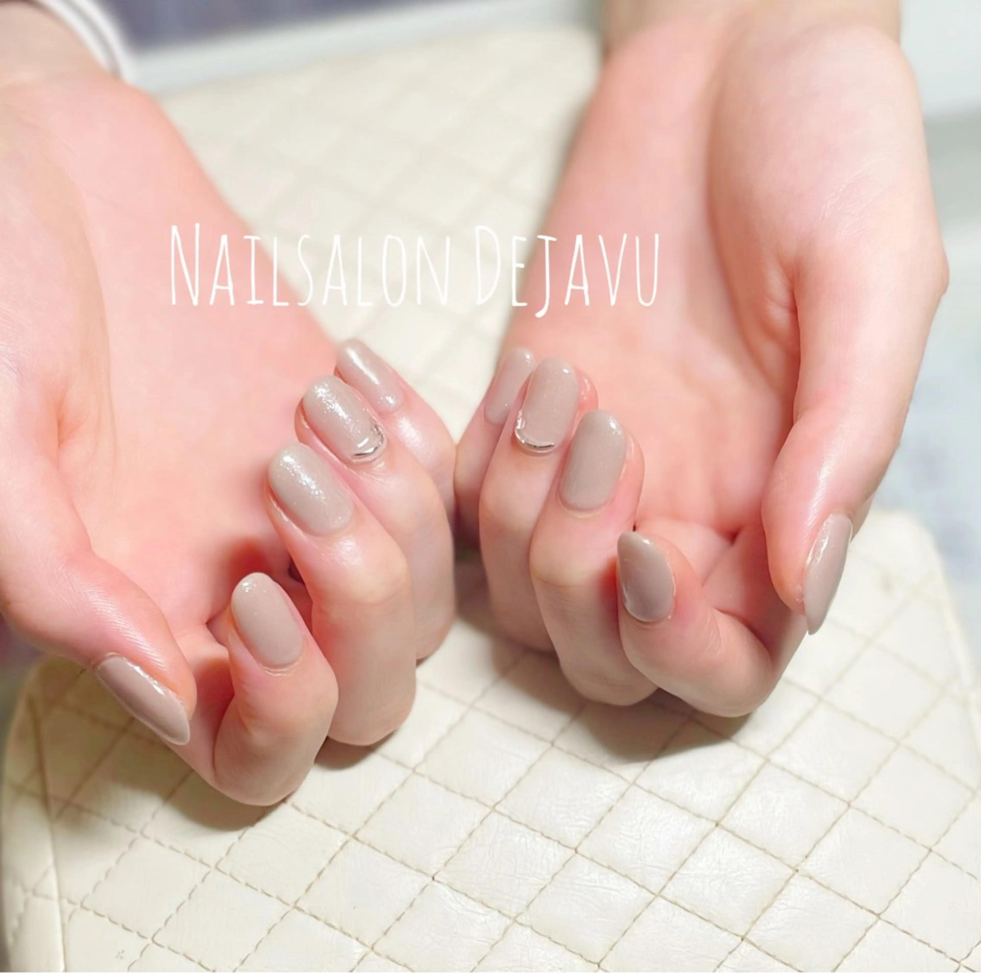 ネイル アートネイル ジェルネイル ラメ(グリッター) シンプルネイル ハンドネイル Dejavu所属・Nail salon Dejavu 🌿のネイルデザイン