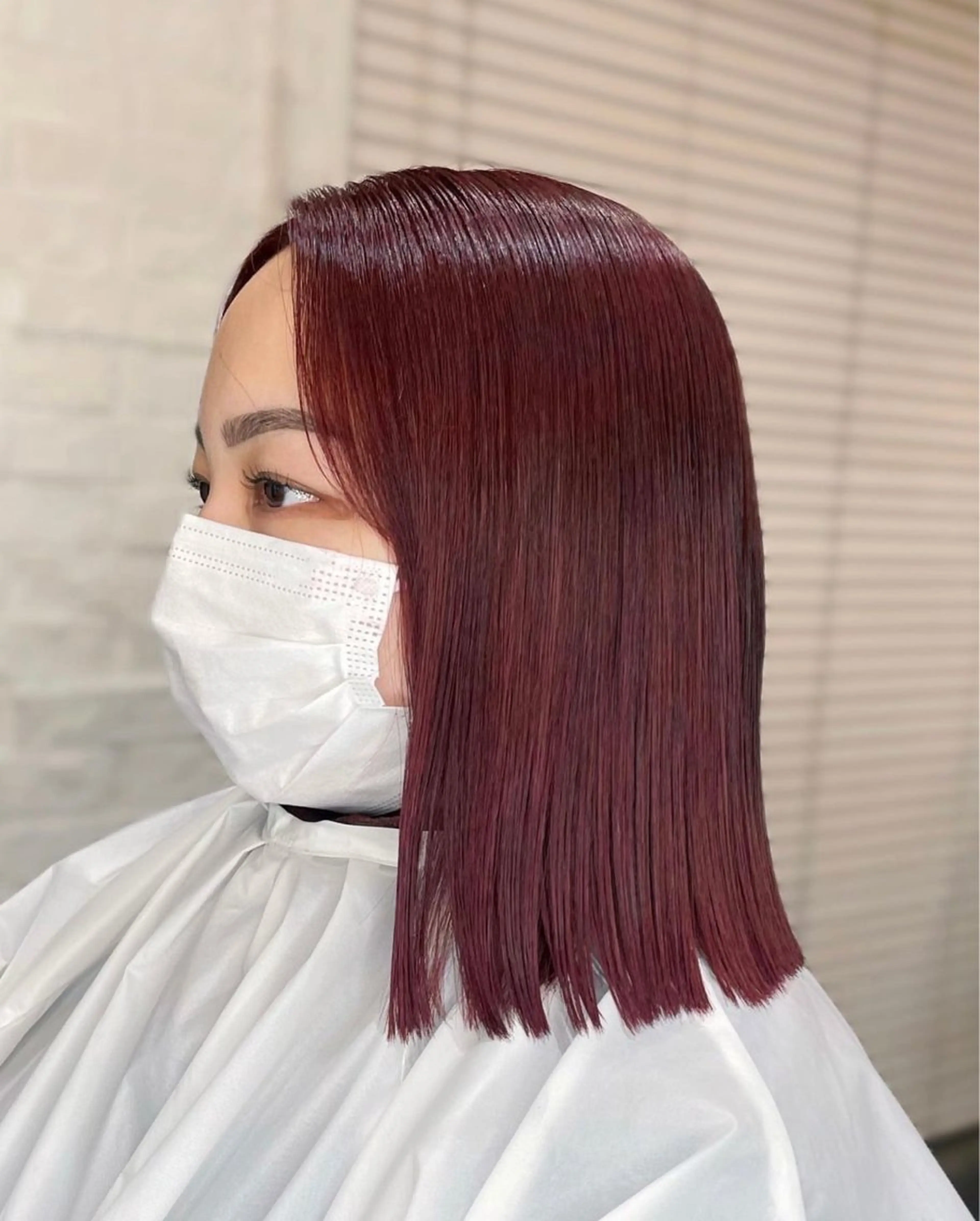 ミディアム カラー レッドカラー RINA ブリーチ / 海外レイヤーのヘアスタイル