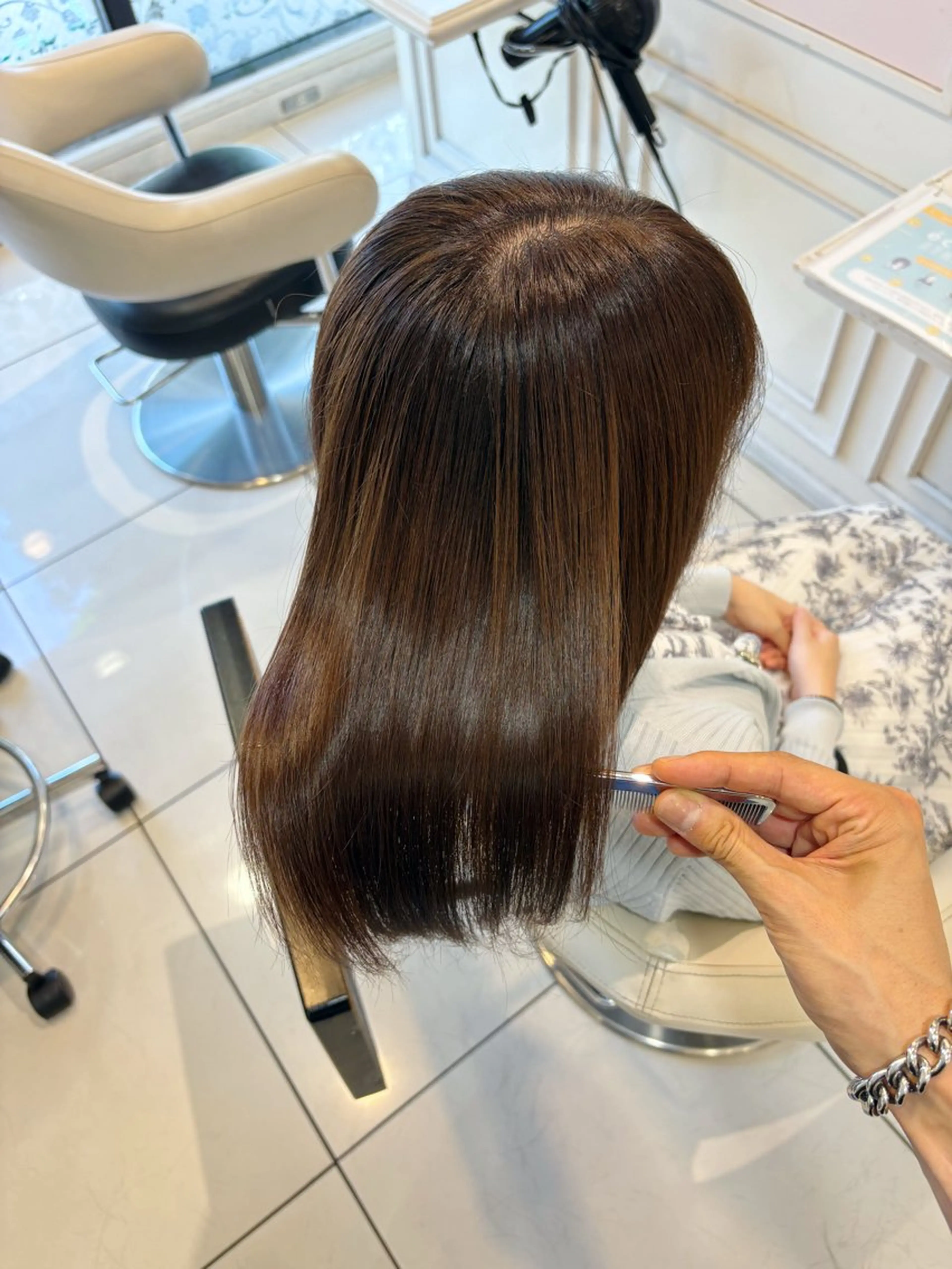 セミロング 髪質改善 カット ヘアカラー トリートメント 高橋 佑のヘアスタイル